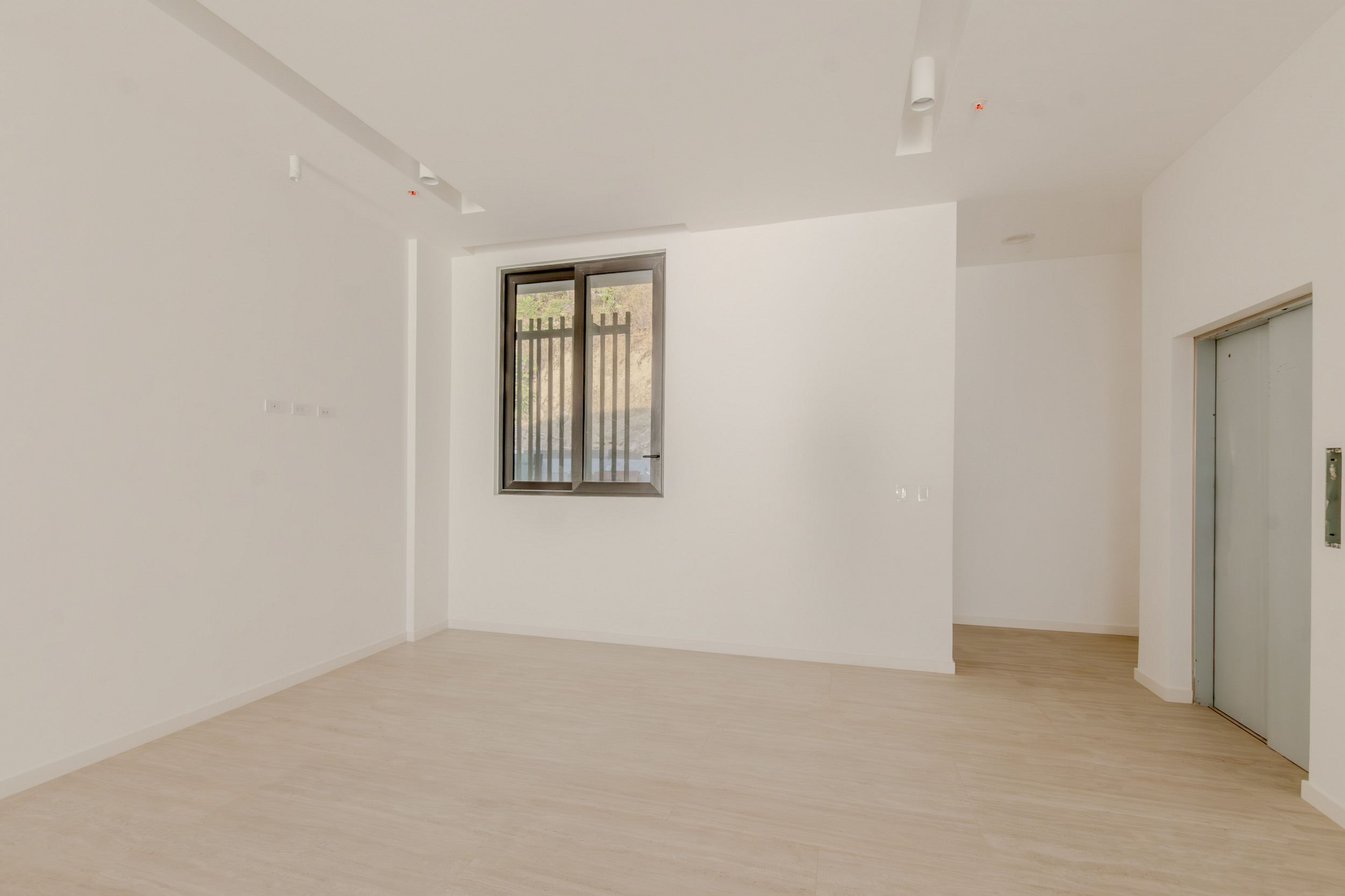 Luxurious Beachfront Apartment for Sale in Herradura, Puntarenas: Nerea Apartments