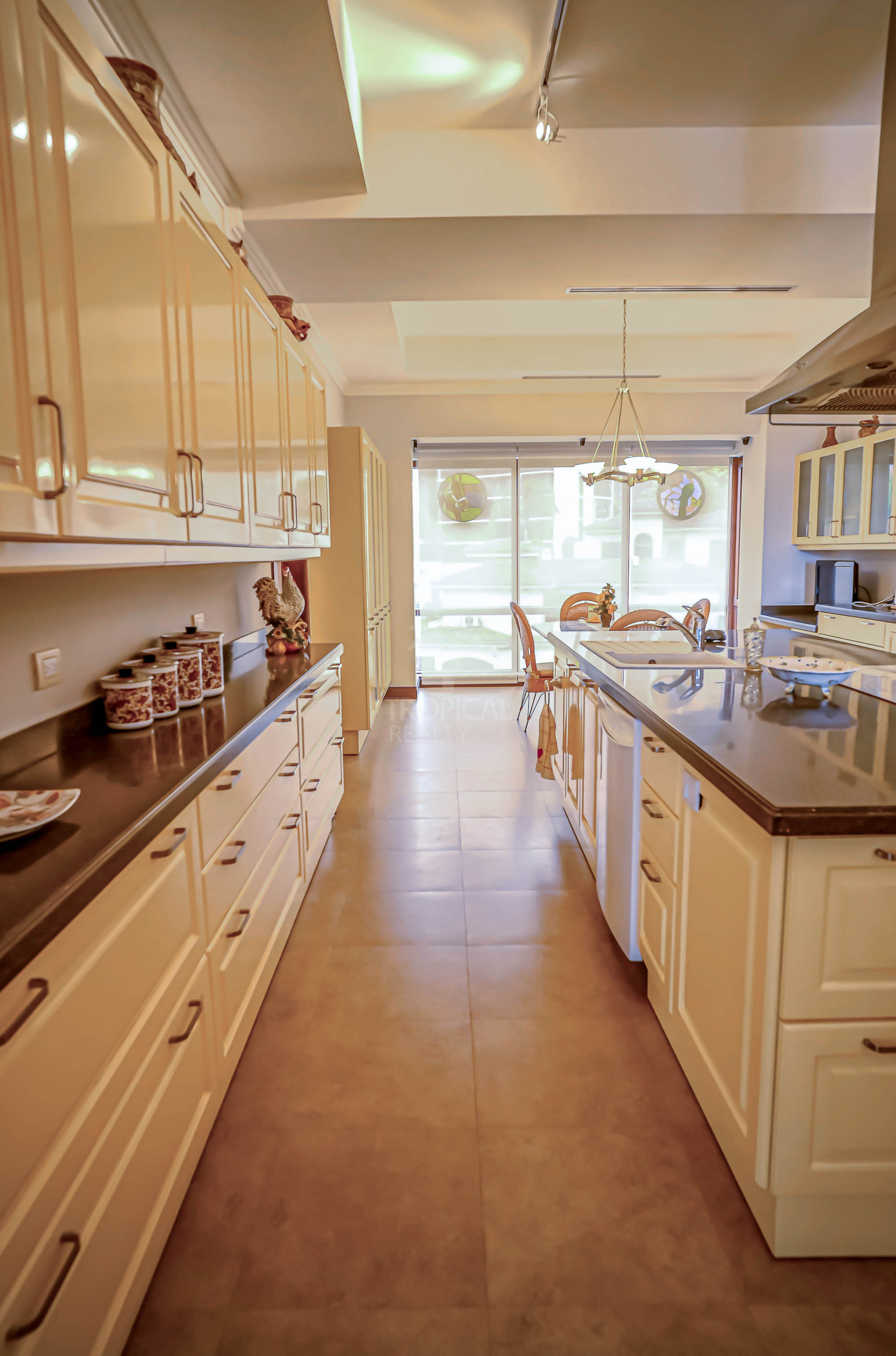 Luxury Apartment with Stunning Views – Valle del Tamarindo, Escazú