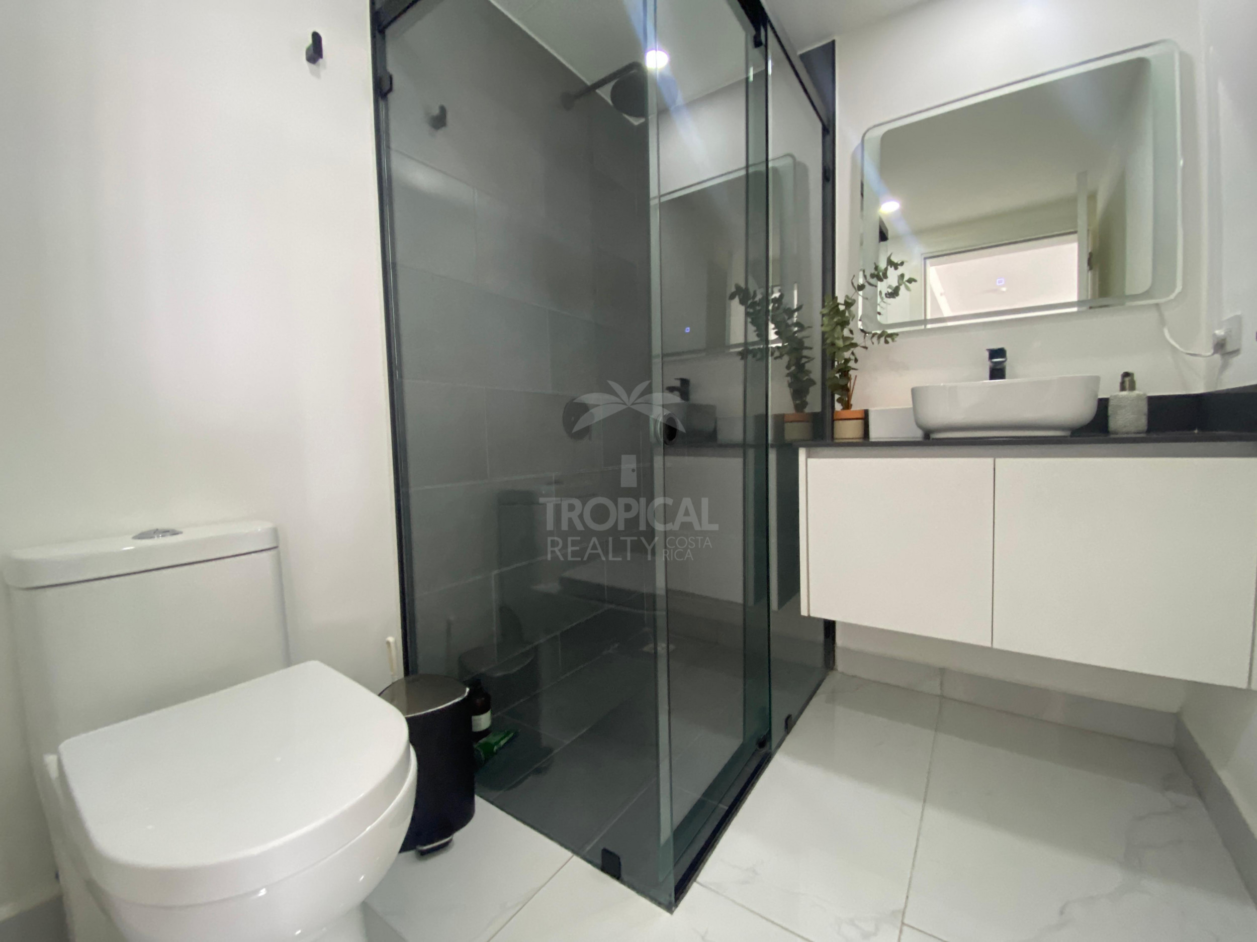 Modern Two-Level Apartment for Sale in Soho Paradisus – Rohrmoser