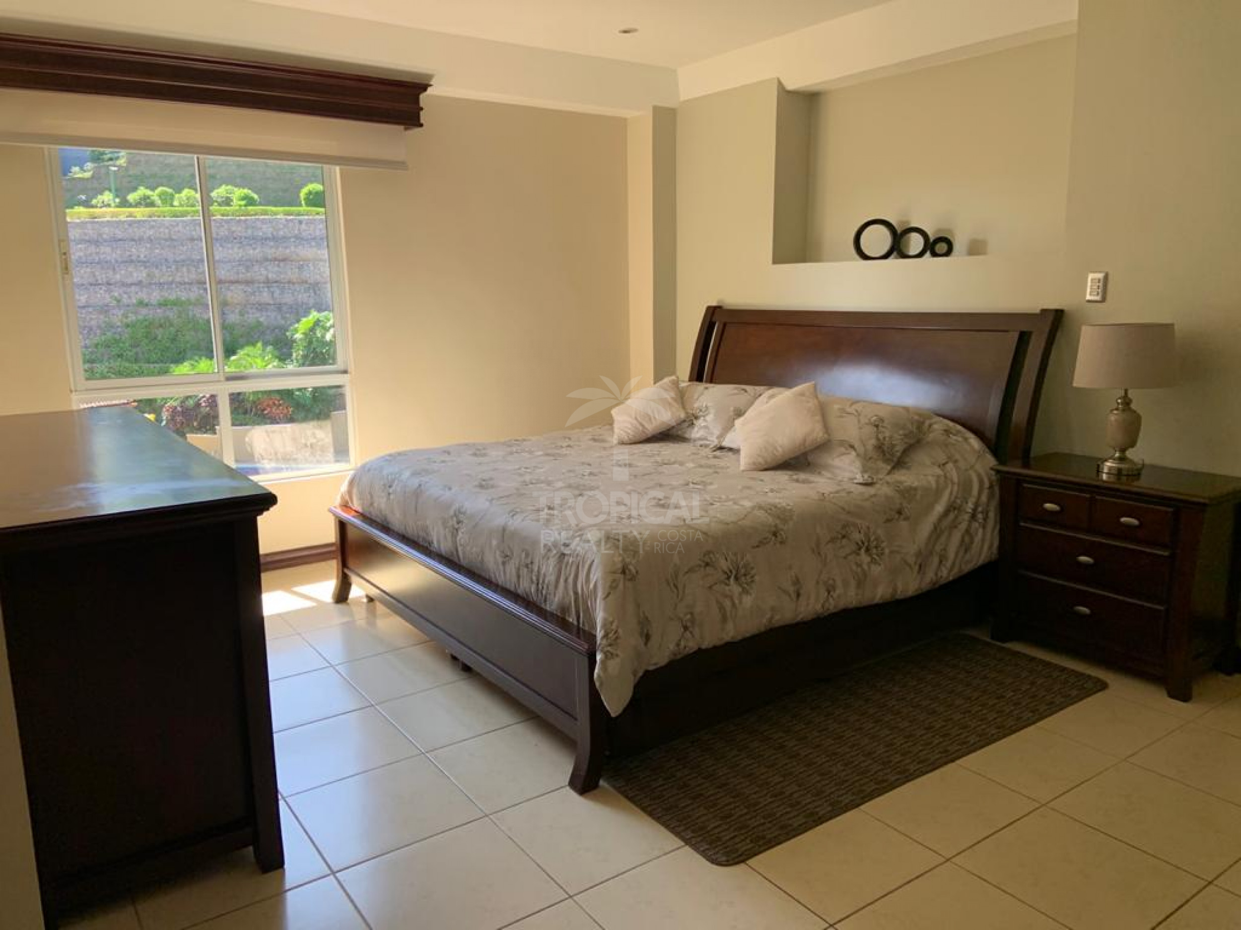 Furnished Apartment for Rent in San Rafael de Escazú – 2 Bedrooms