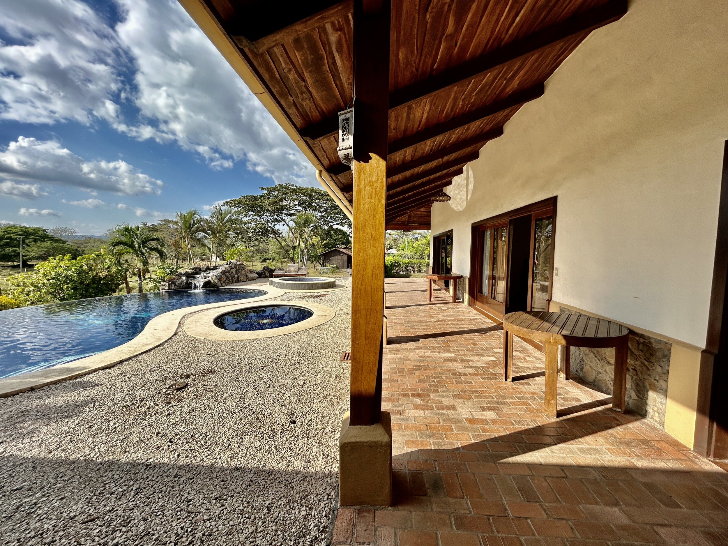 SOLD Spectacular Estate in Llanos de La Garita: Expansive Living, Equestrian Amenities, and Tranquil Luxury