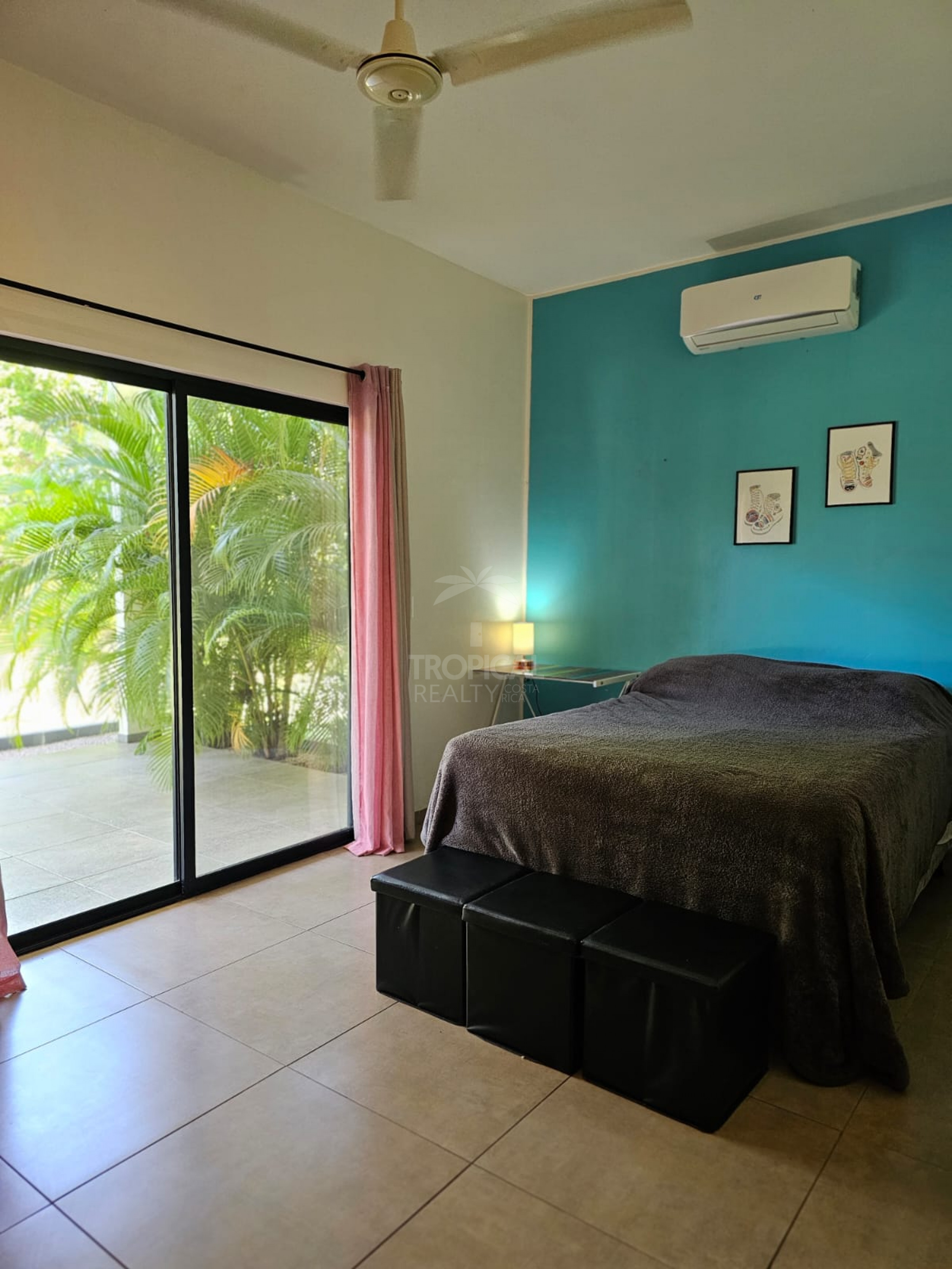 Luxury Bed & Breakfast Estate for Sale Near Playa Tamarindo – Prime Investment Opportunity