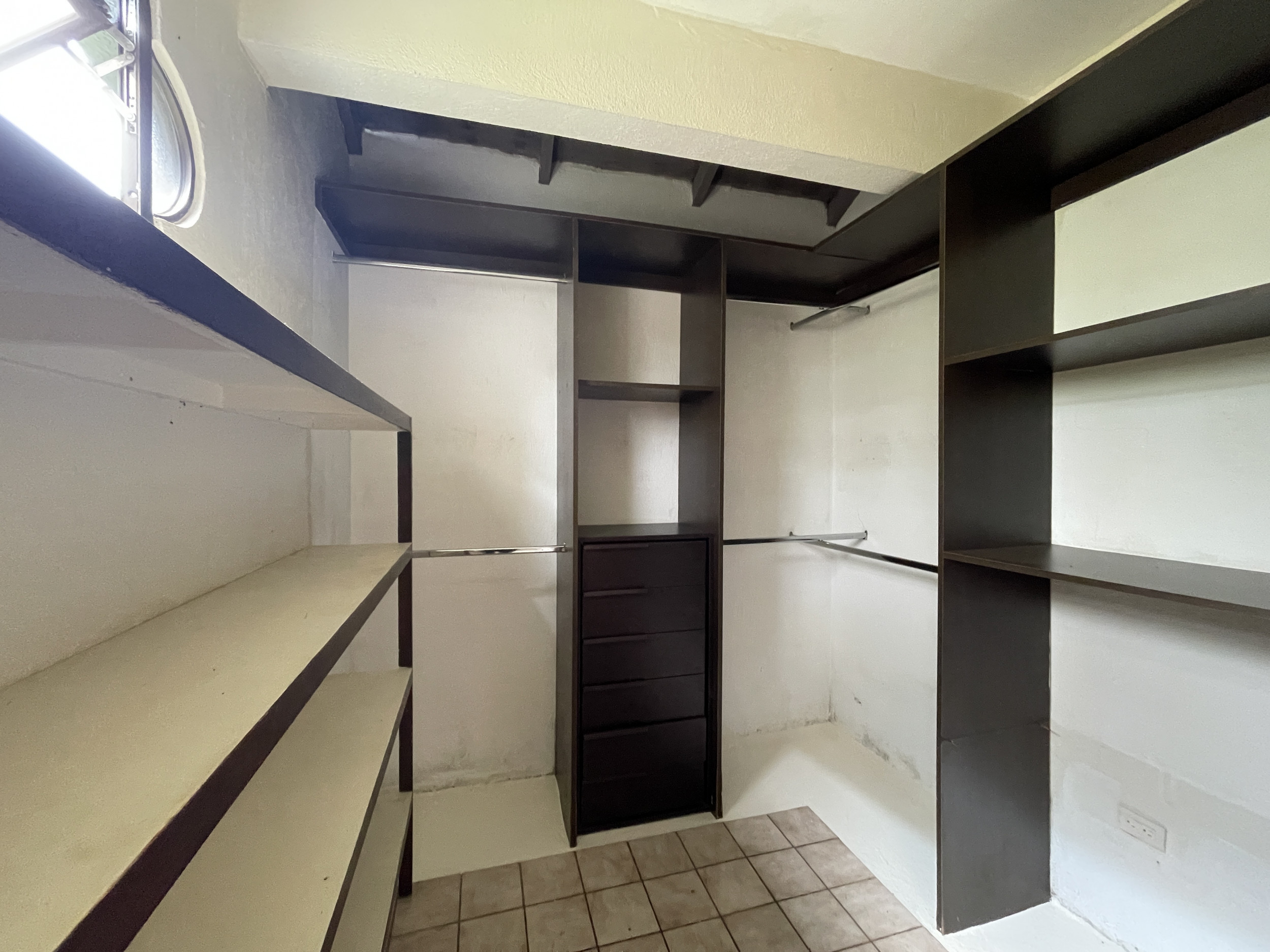 SOLD Single-story house for sale Hacienda Los Reyes