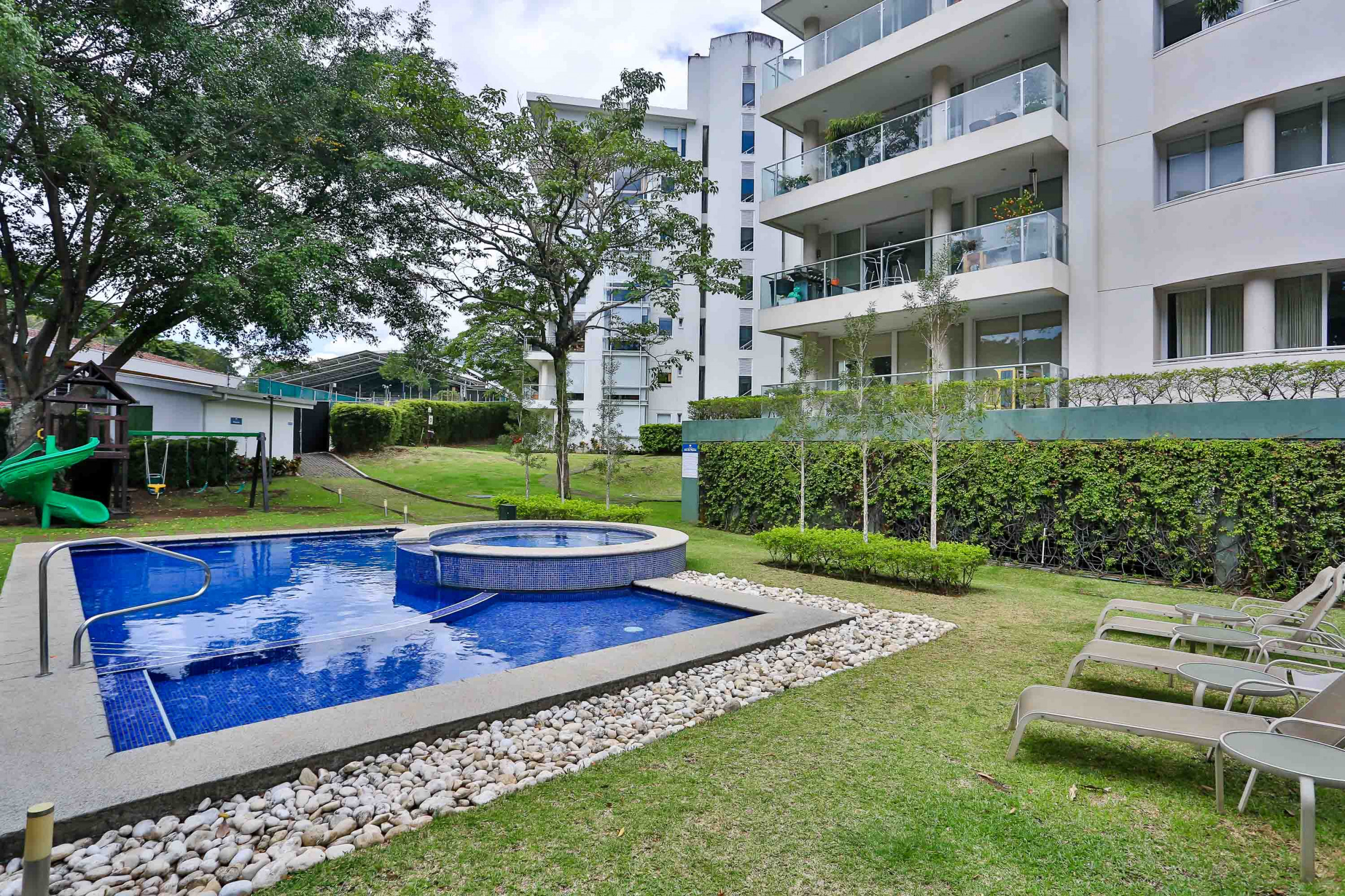 Penthouse for Sale in Escazú, Torres del Country SOLD