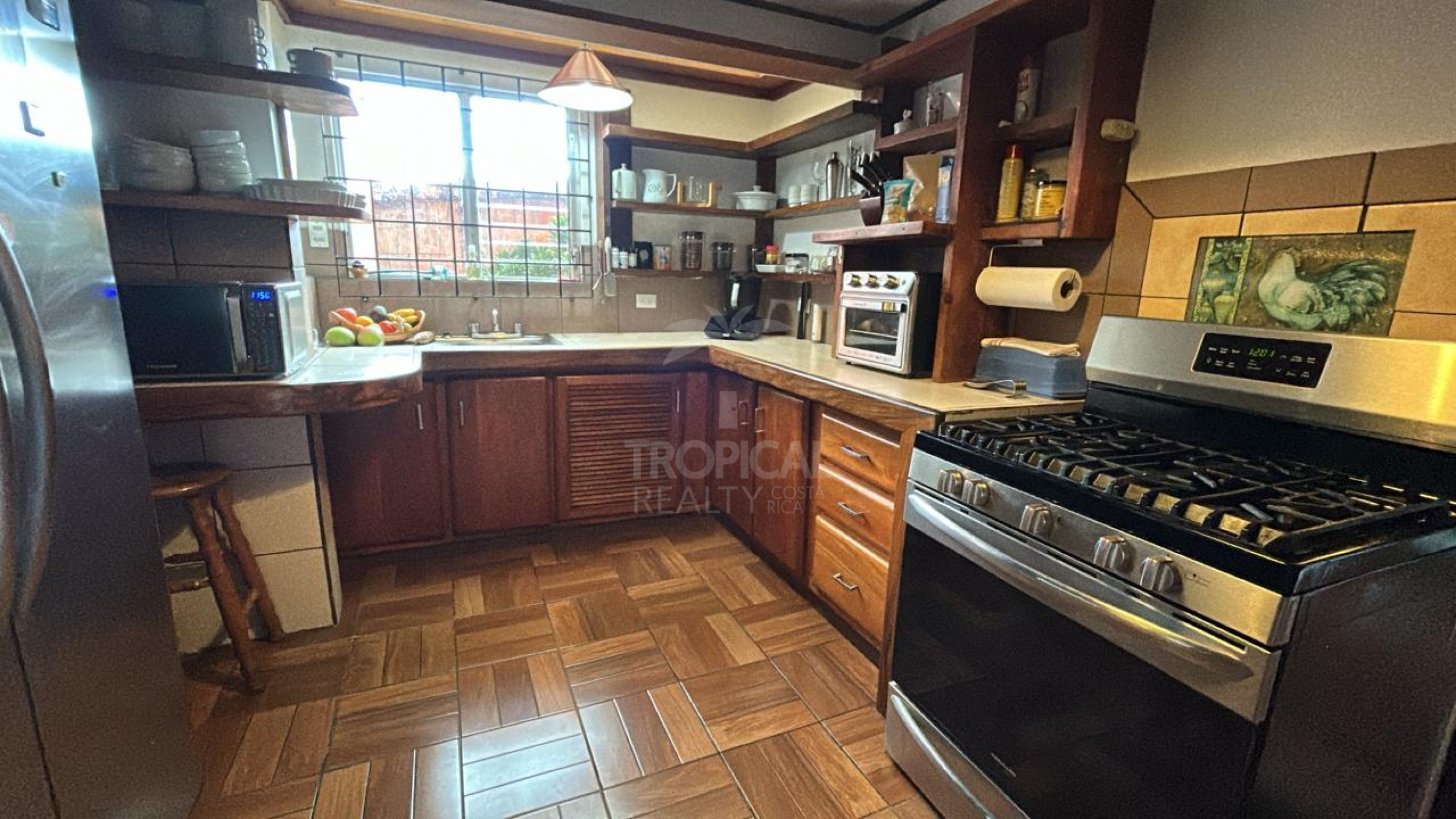 For Sale: House with Mixed Land Use in Granadilla – Large Lot with Development Potential | $819,000