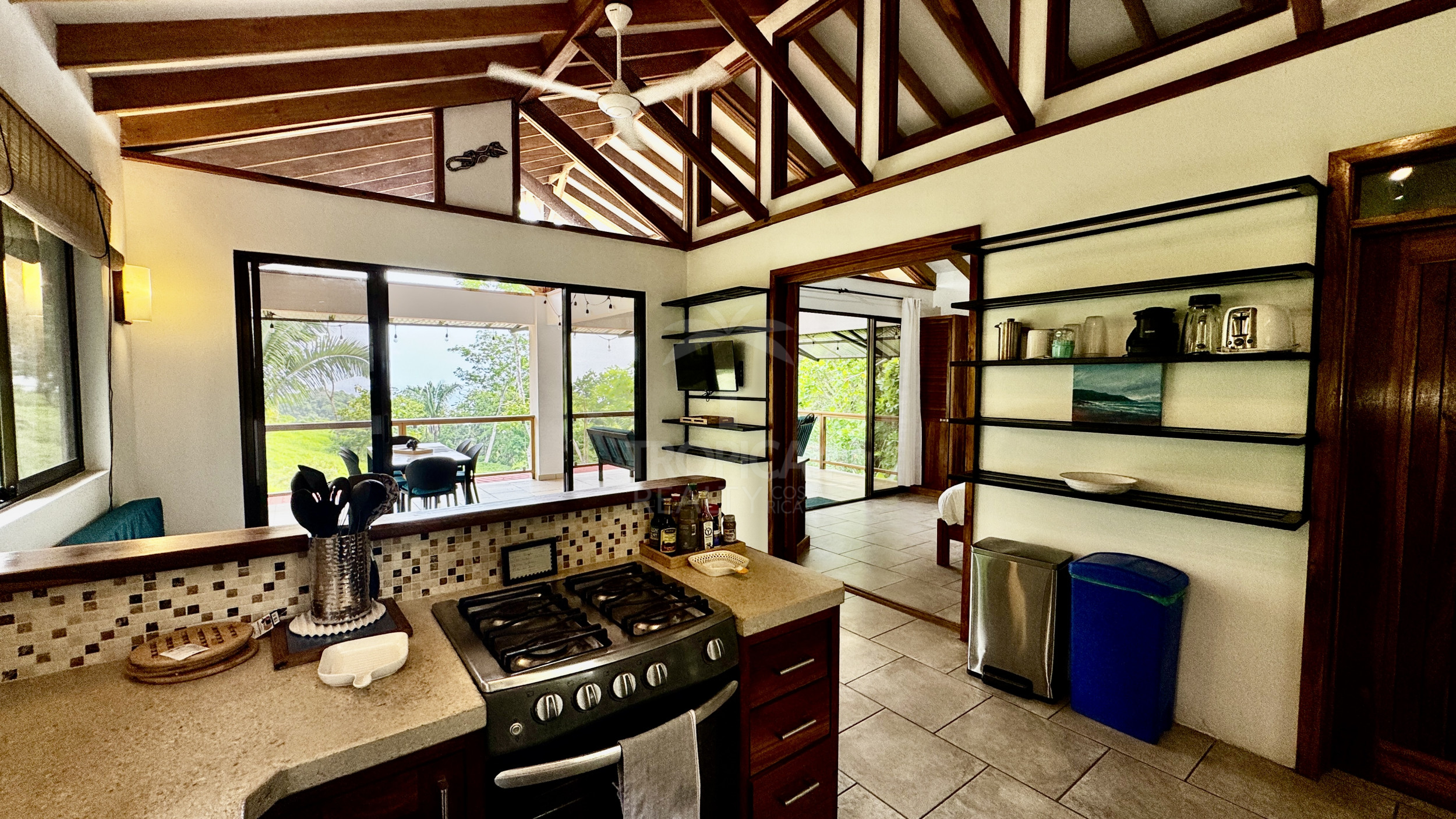 3-BR Independent Home with Ocean-View Pool Santa Teresa