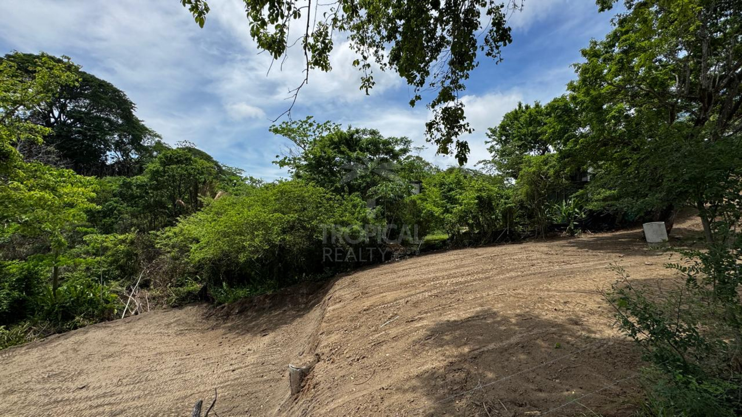 Ocean-view lot for sale in Malpais, Santa Teresa