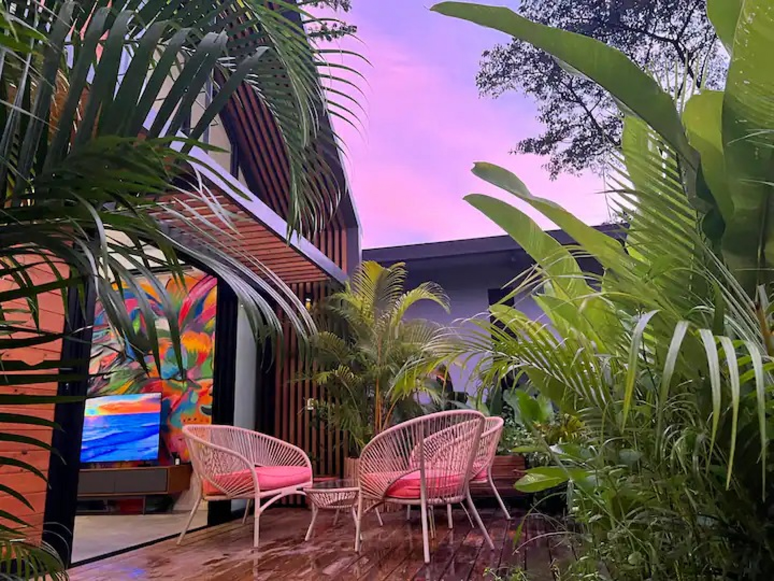 Modern 1-bed House for sale steps from the beautiful Malpais Beach