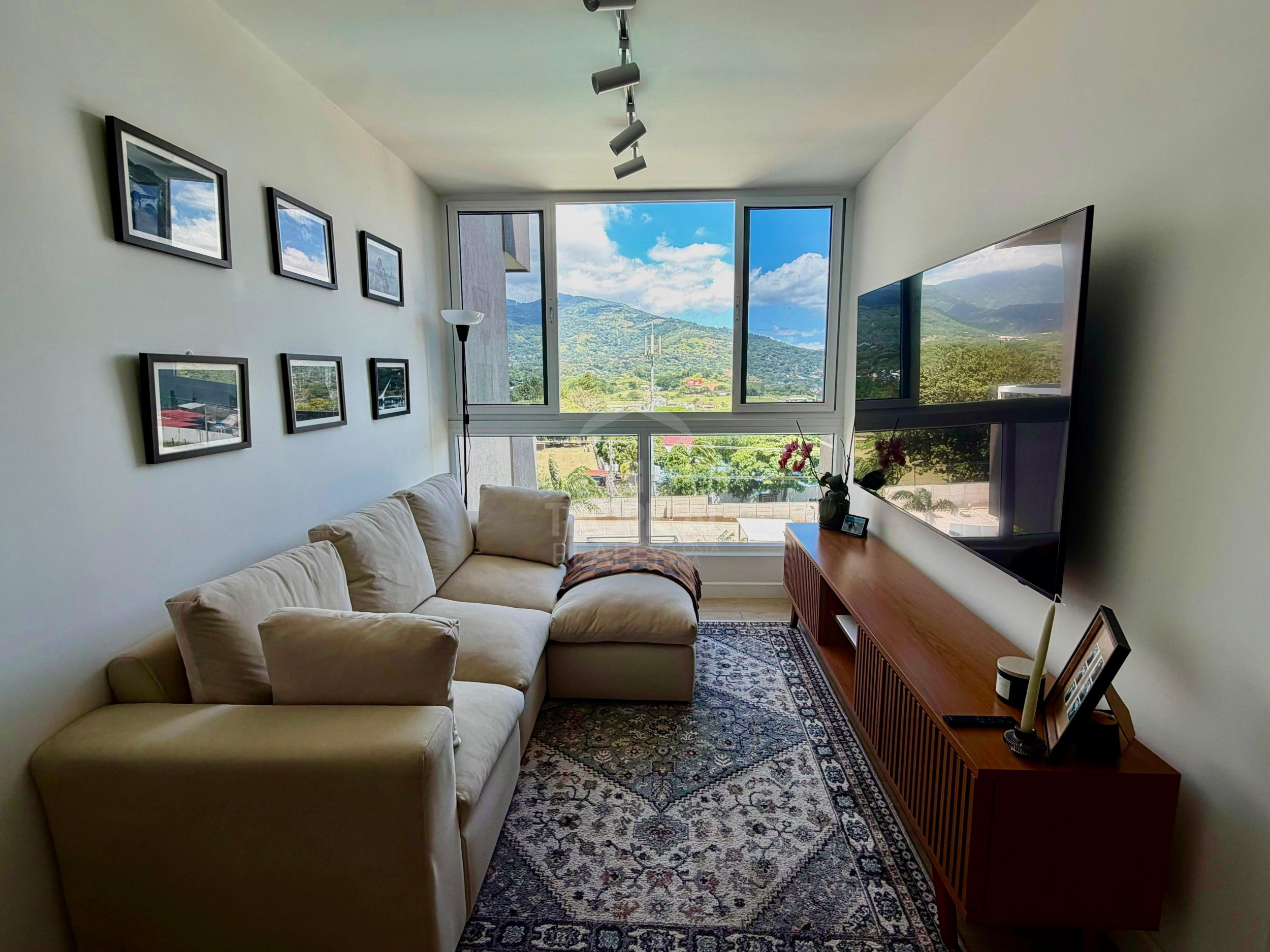 Fully Furnished Apartment for Sale Concasa – Alajuela