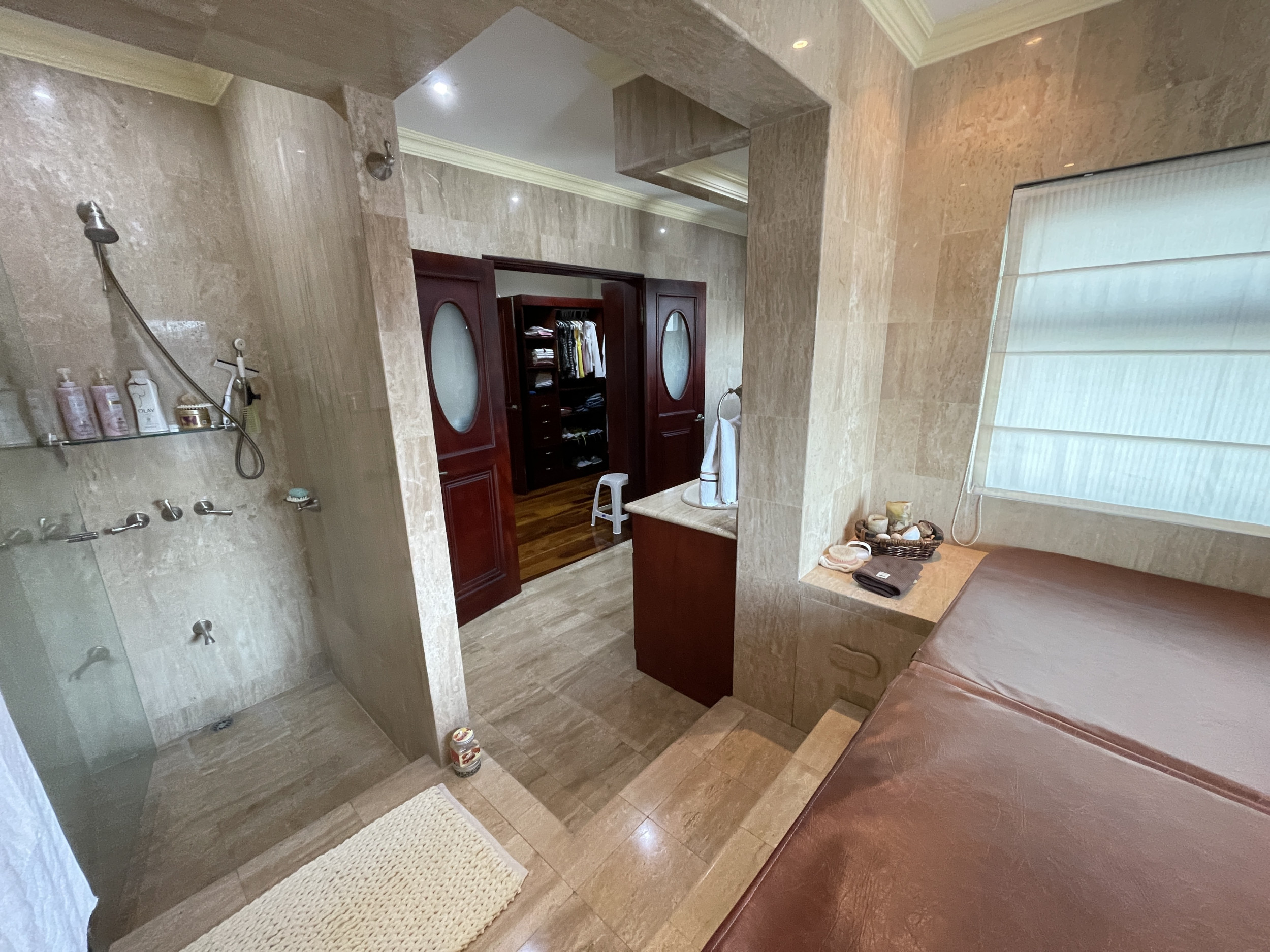Trejos Montealegre, elegant apartment for sale