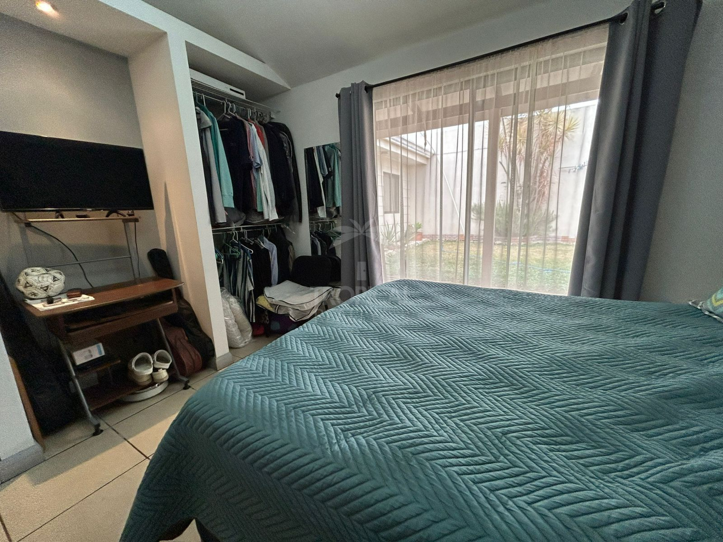 Independent Home for Sale in San Francisco de Dos Ríos – Spacious Layout, Office & Patio