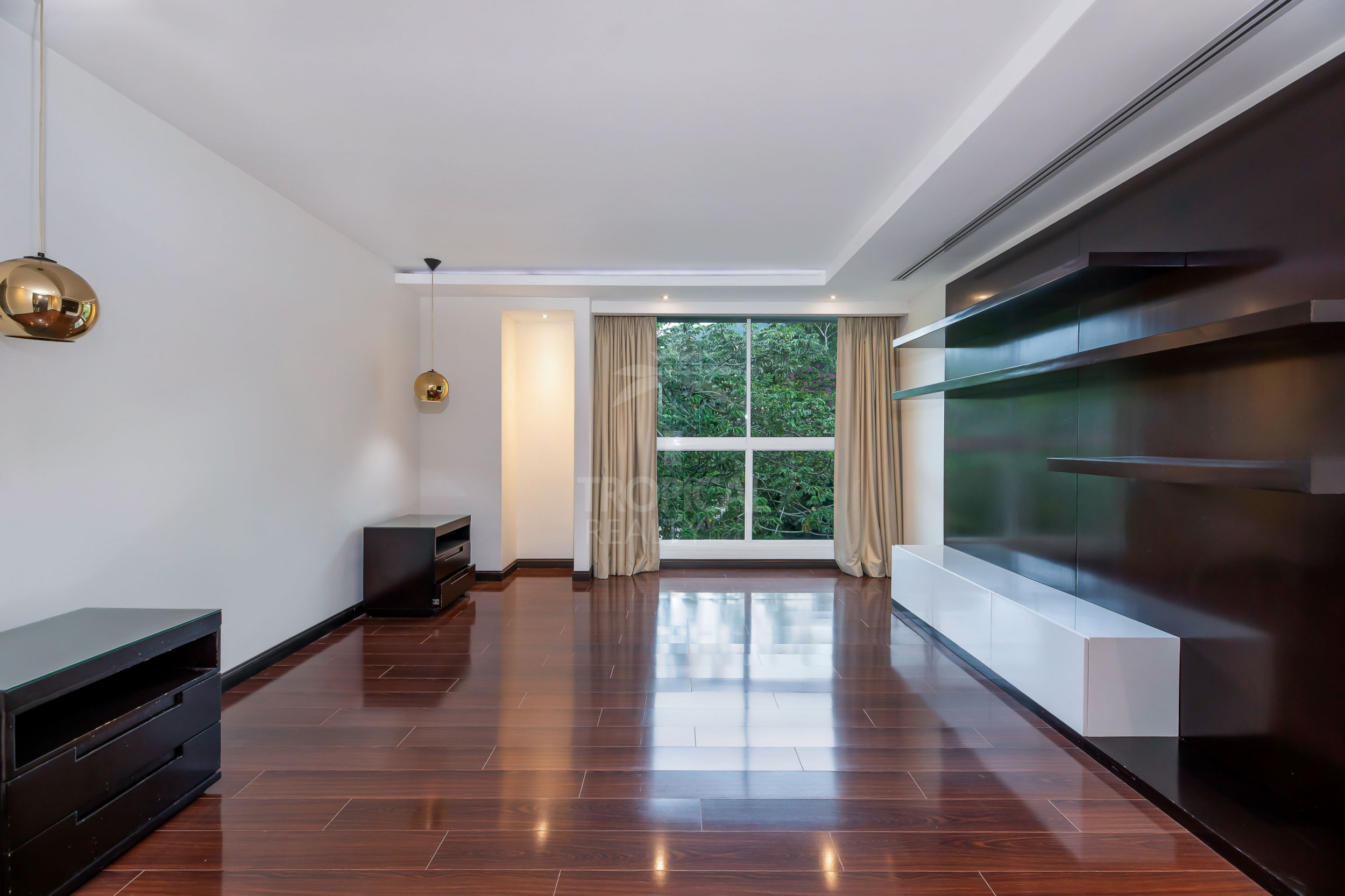 Panoramic 3-Bed Luxury Condo for Sale in Jaboncillos, Escazú | Walk to La Paco