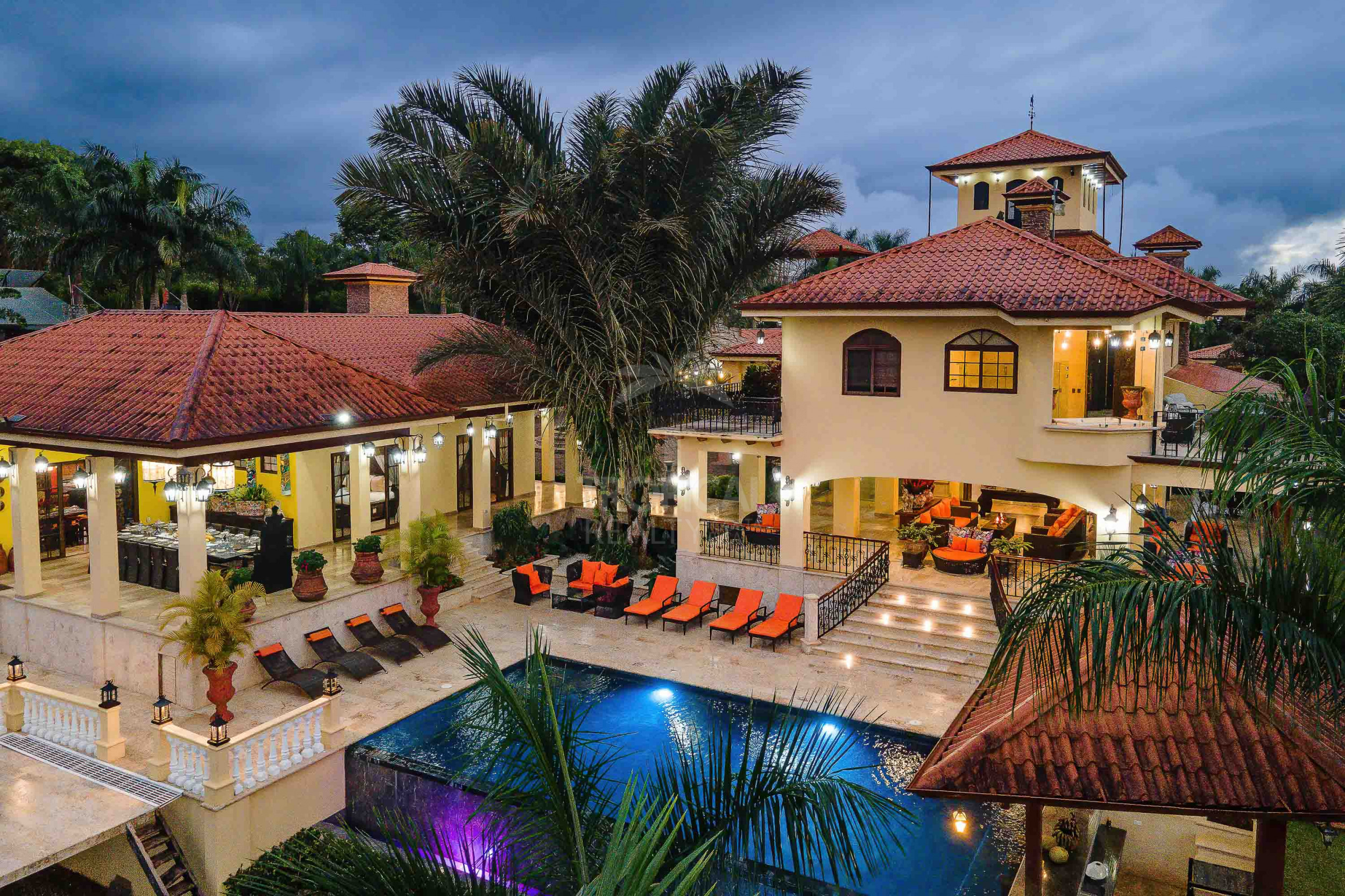 Grand Luxury Estate – Rancho Villa Verde