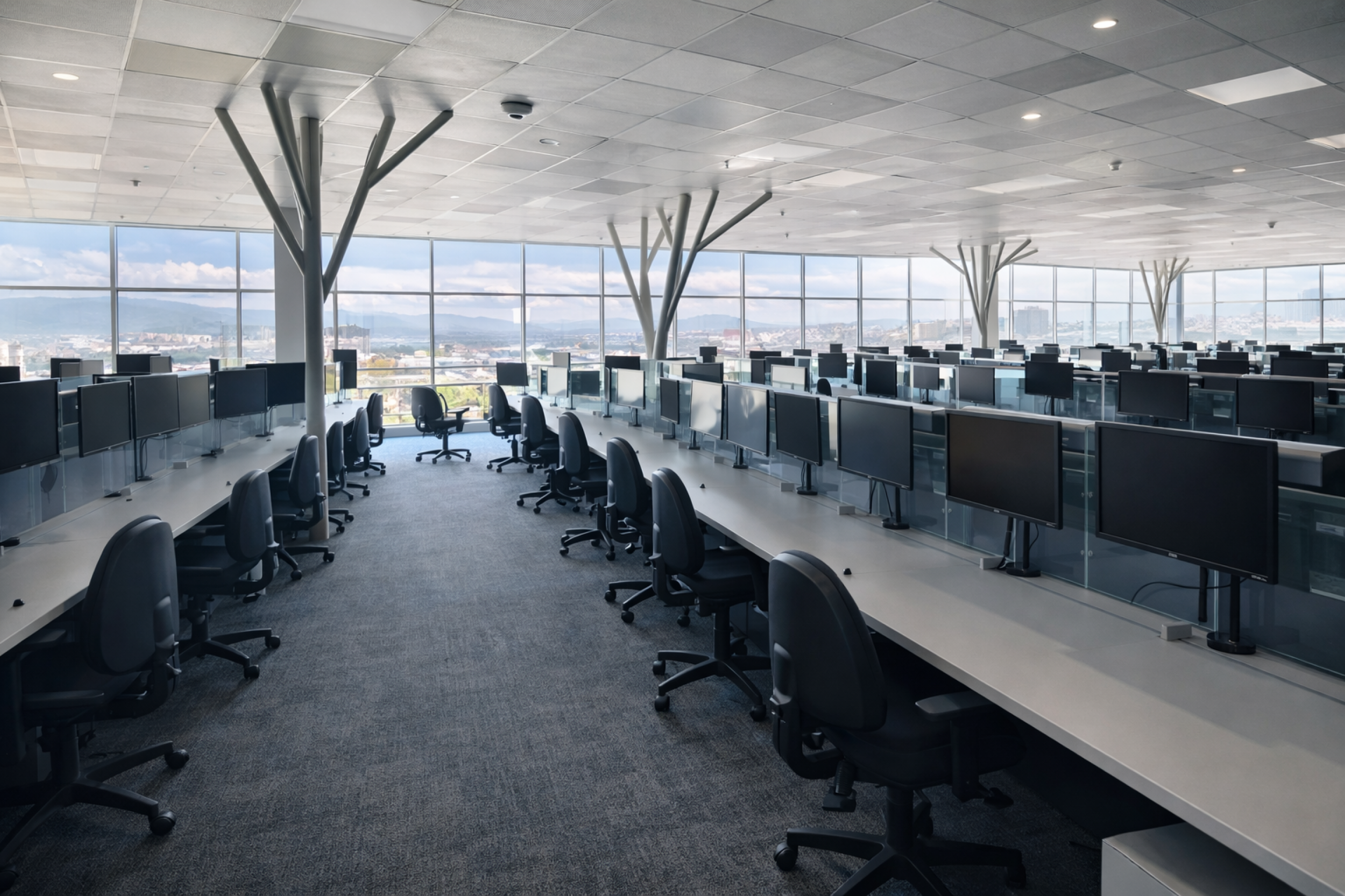 Corporate Office for Lease – Oficentro Condal, San Pedro | 1,007 m²