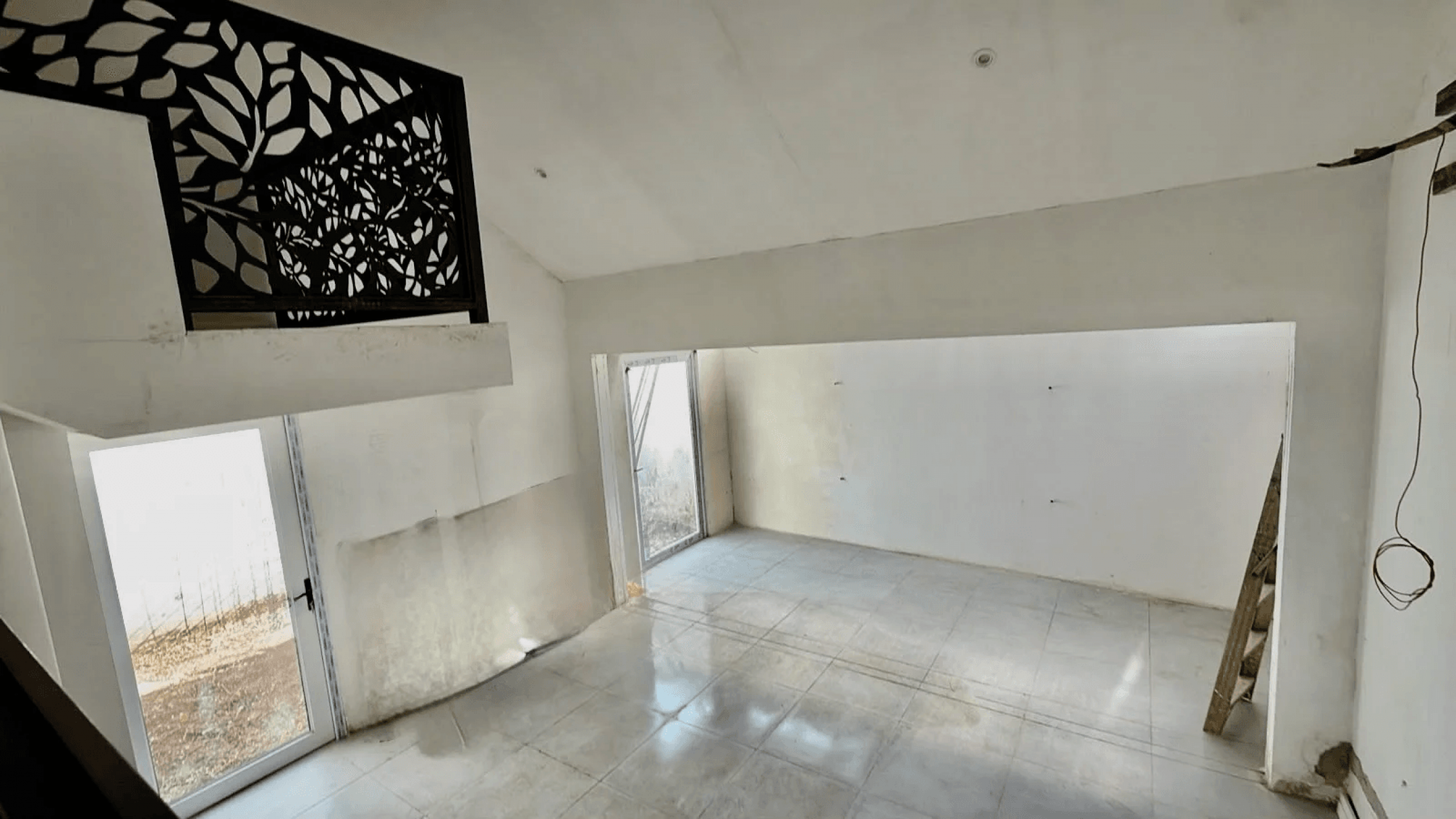 Independent Home for Sale Near UCIMED, San José, Sabana