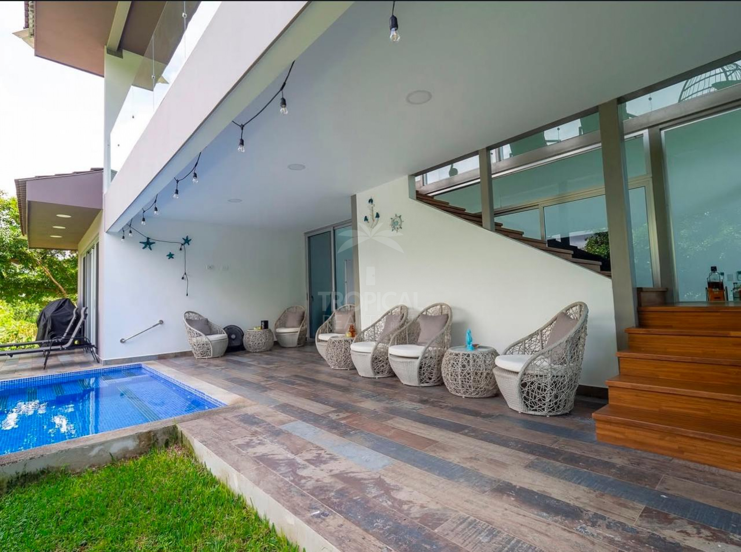 Luxury Single-Level Home for Sale Hermosa Beach Mistico