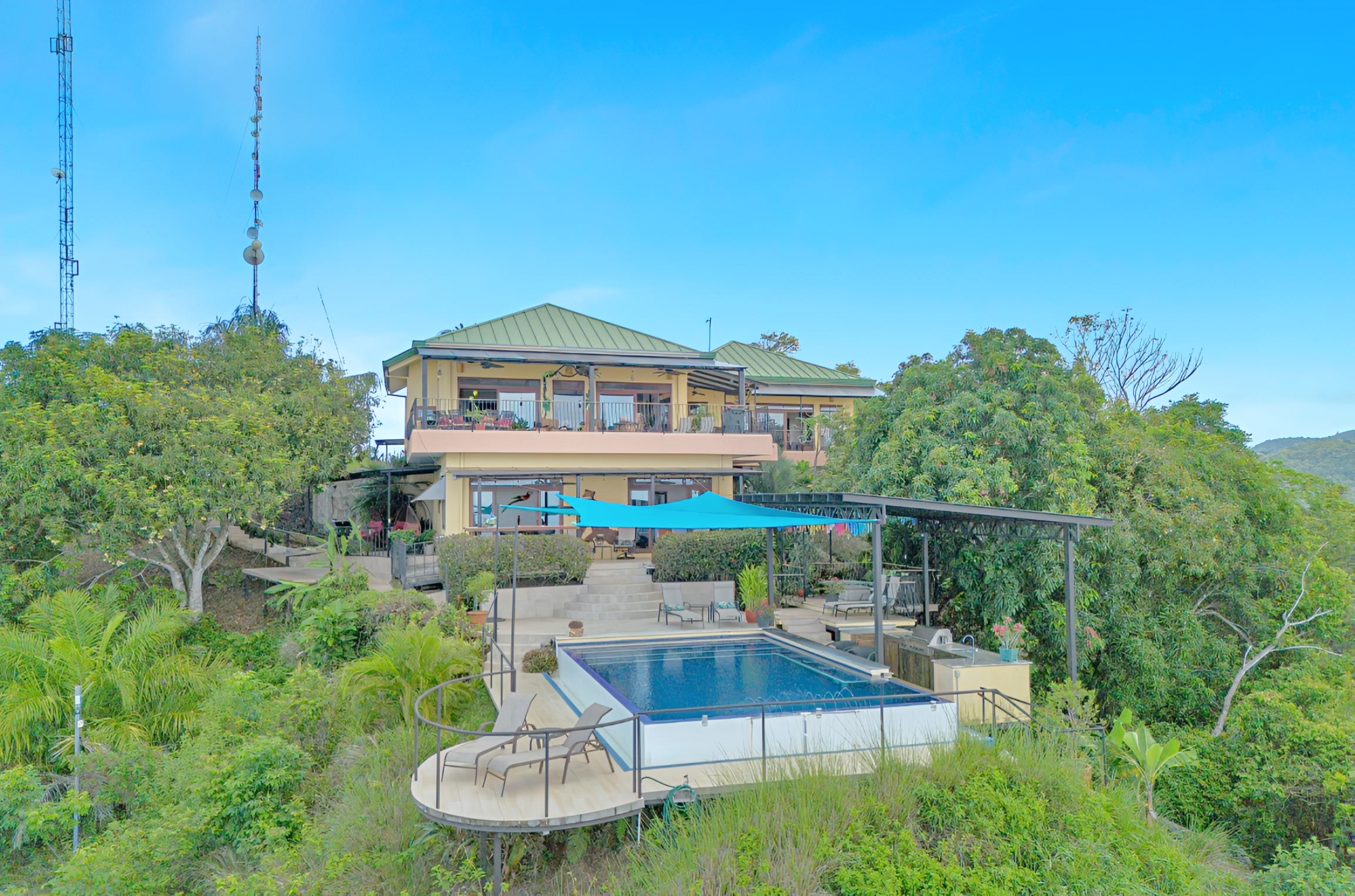 Playa Hermosa ocean view home