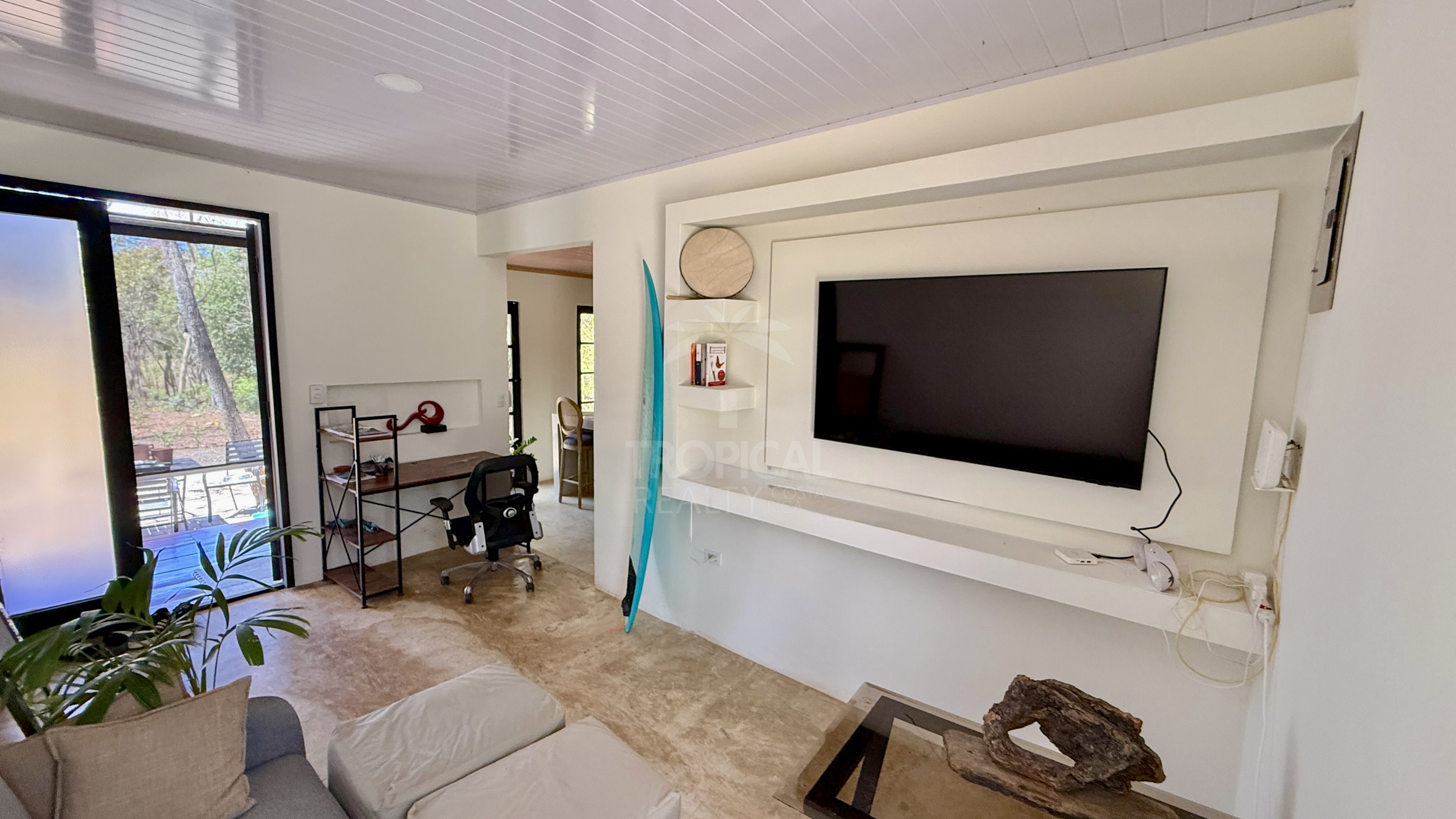 Prime 1.23 acres Lot Near Playa Avellanas – with a 2 bedrooms home