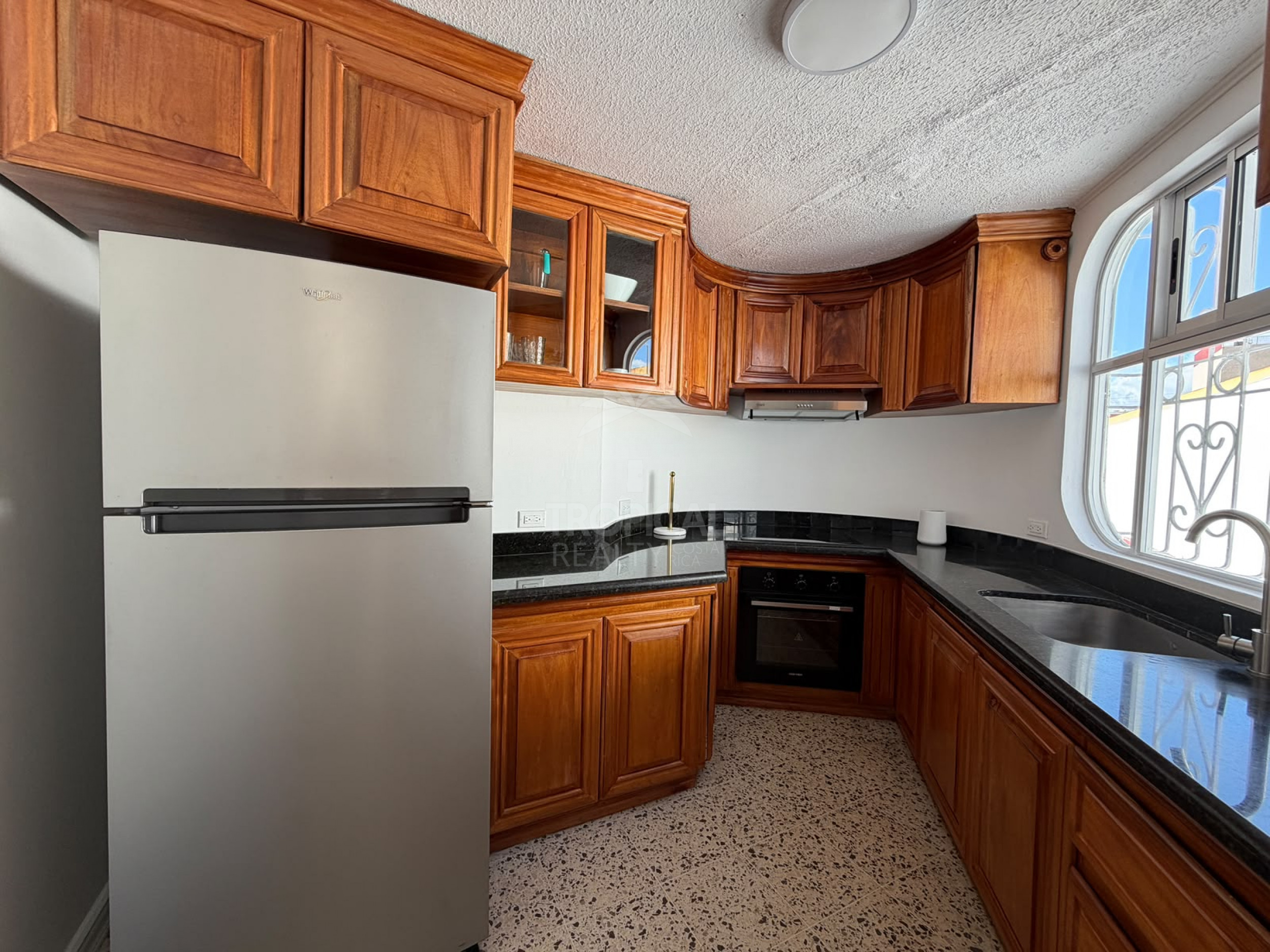 Fully Furnished Apartment for Rent in Rohrmoser, San José