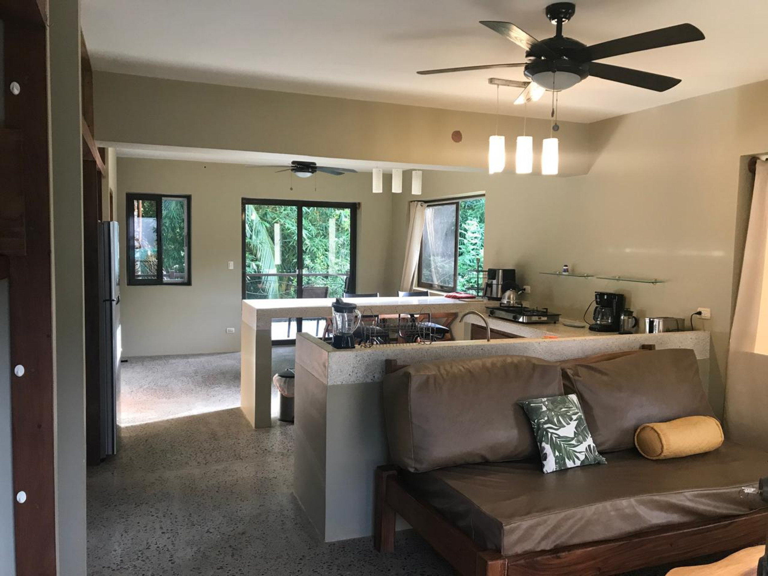 2-bedroom Apartment for rent walking distance to Playa Hermosa