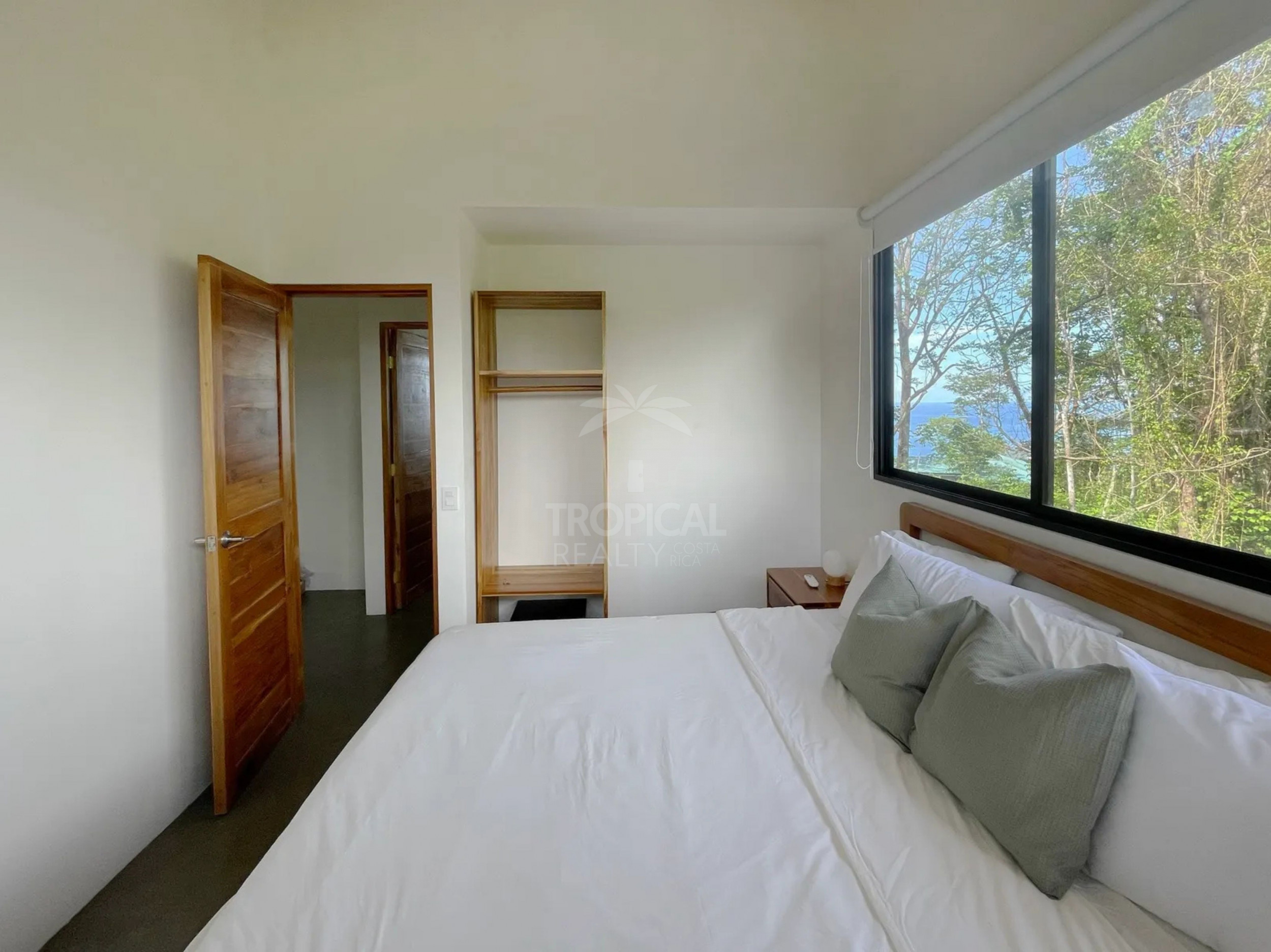 Modern Hillside Home with Pool for Sale in Santa Teresa