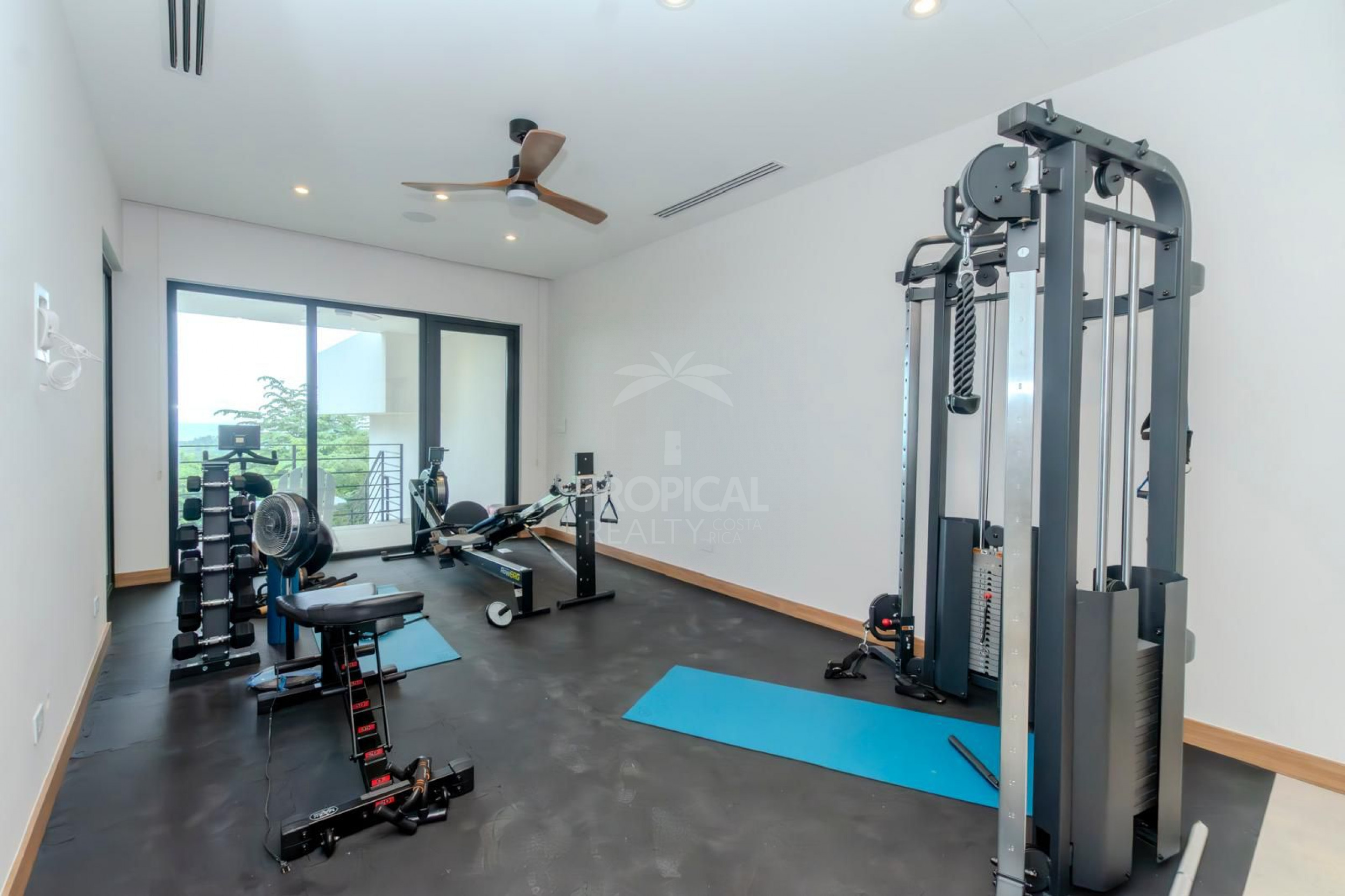 Exclusive 9-Bedroom Villa in Mar Vista Condominium | Ocean Views and Vacation Rental Potential