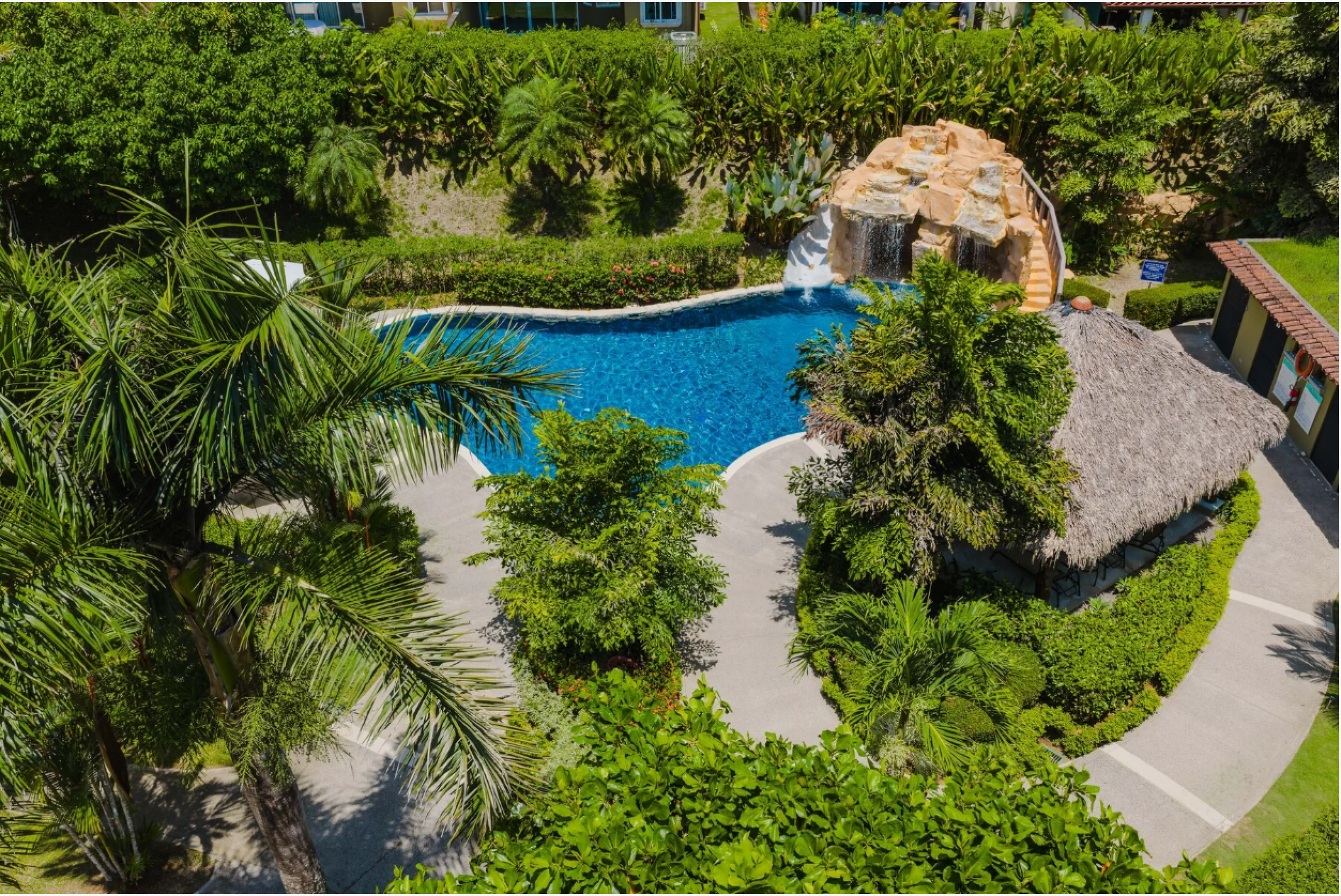 4-Bedroom Townhouse for Sale in Herradura – Reserva Las Lomas near Los Sueños Marina