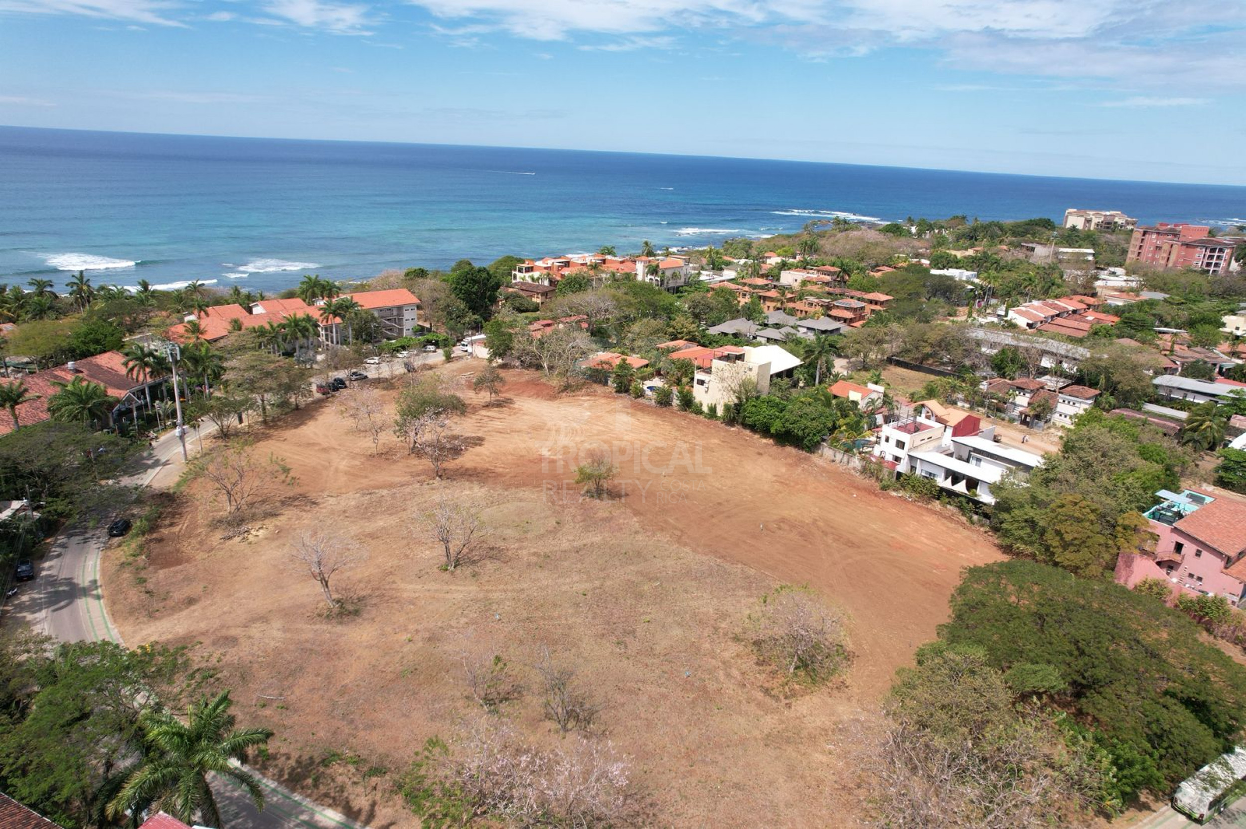 ULTIMATE OPPORTUNITY IN PLAYA LANGOSTA Tamarindo: Prime Ready-to-Build Lots Just Steps from the Ocean