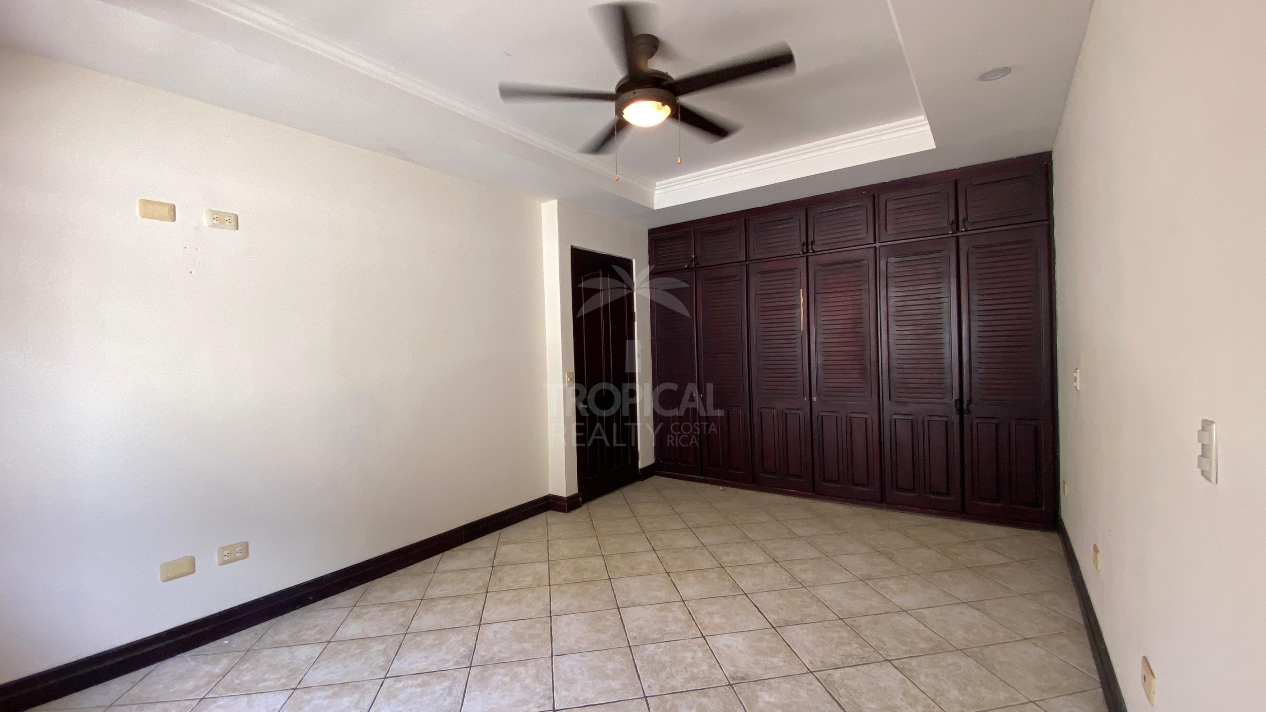 House for Sale in Vistas de Pereira, Guachipelín Norte,