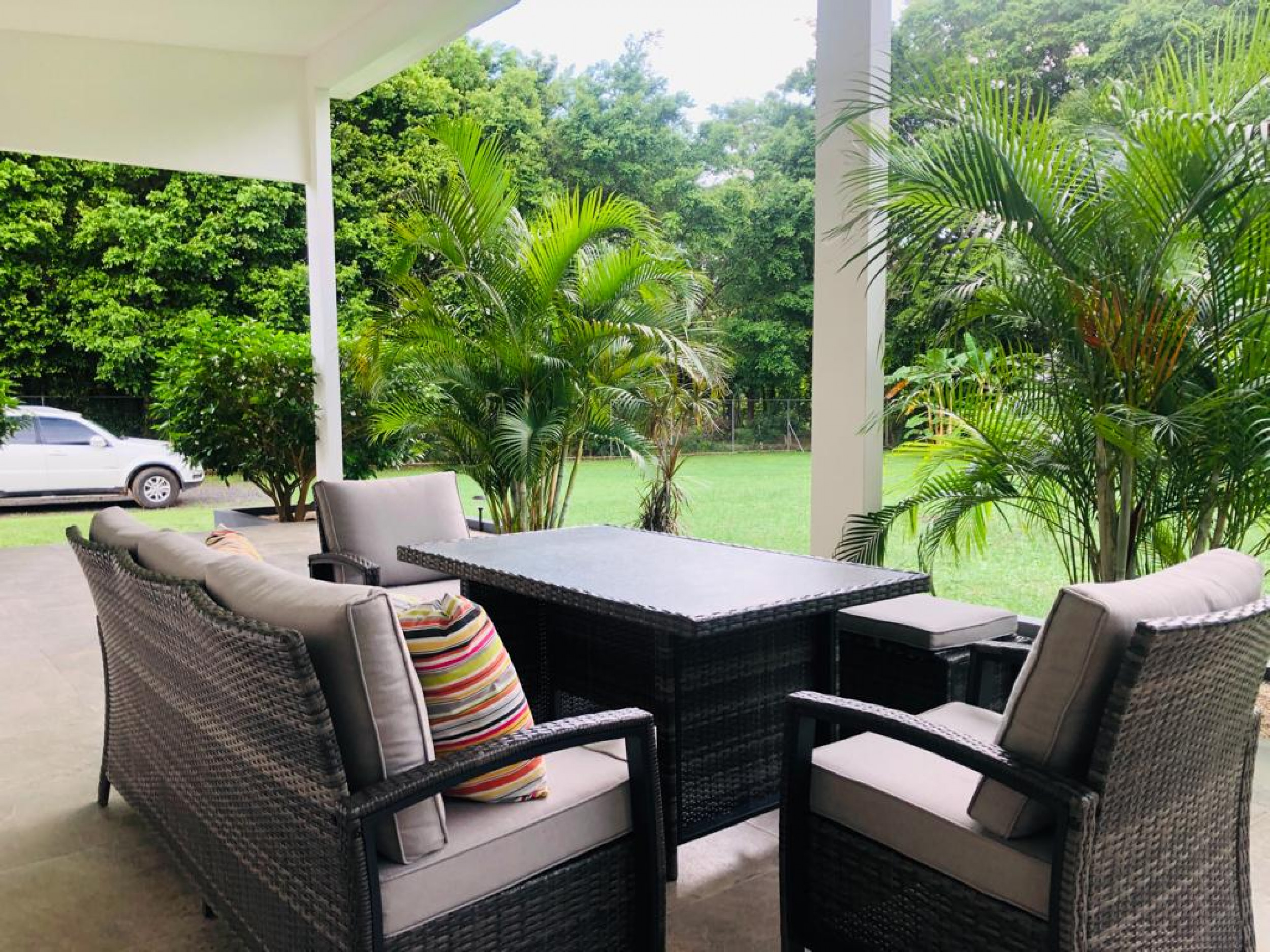 Luxury Bed & Breakfast Estate for Sale Near Playa Tamarindo – Prime Investment Opportunity