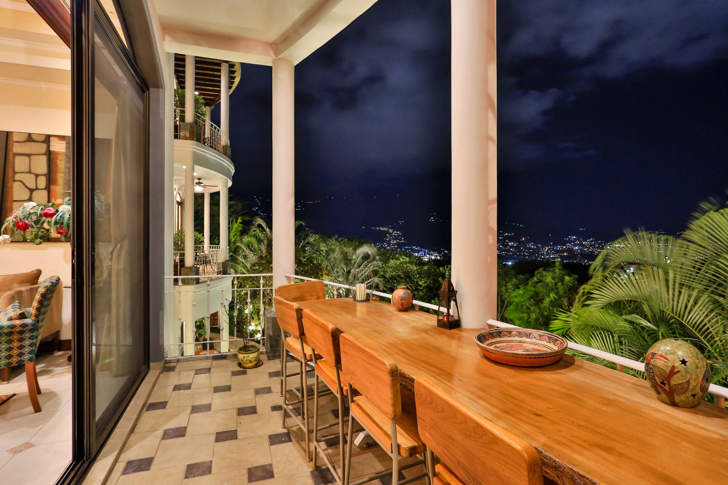 Breathtaking Views & Privacy - The Infinity Estate in Villa Real
