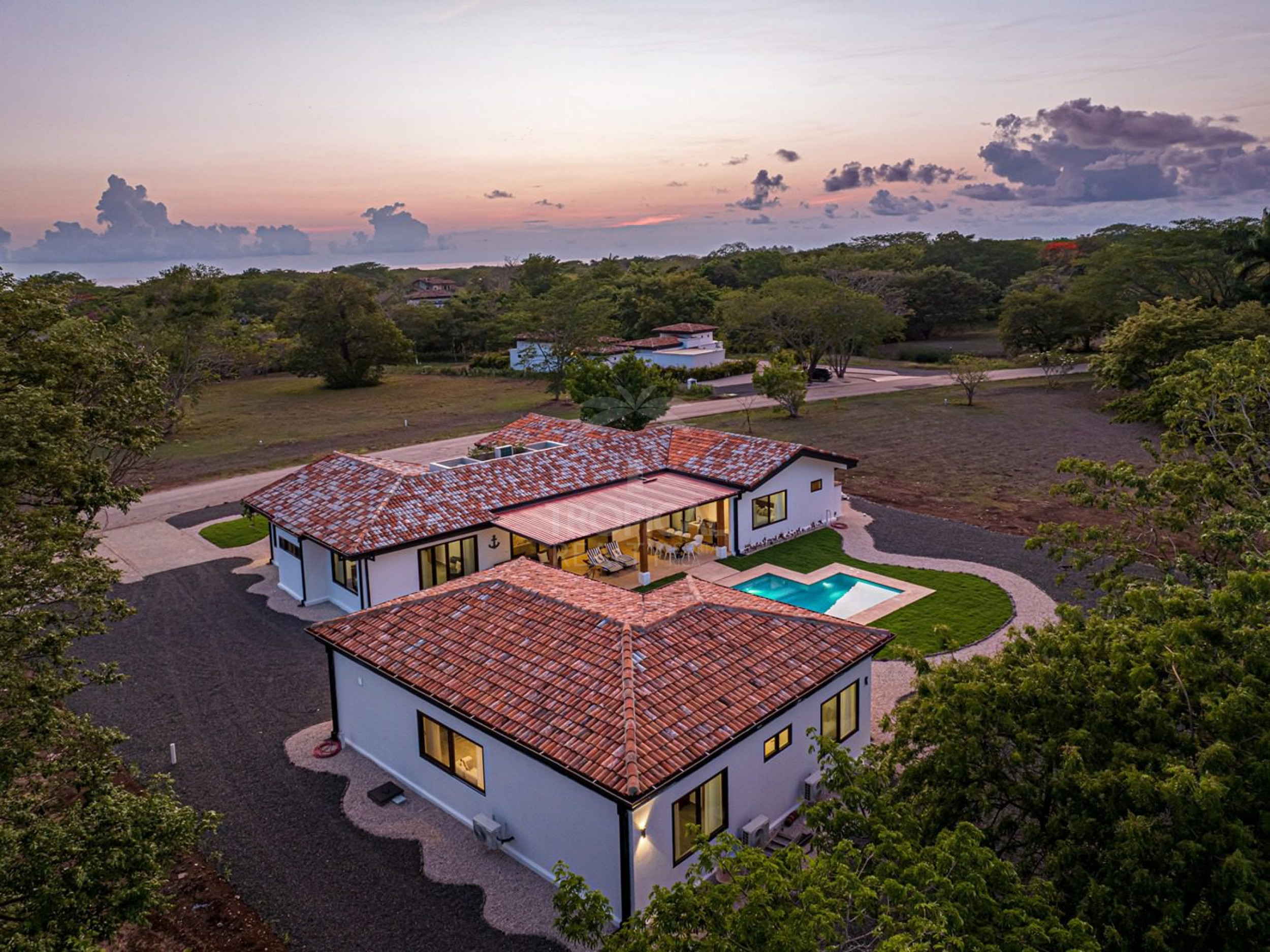 Luxury Villa in Hacienda Pinilla – Guest House, Private Pool & Resort-Style Living