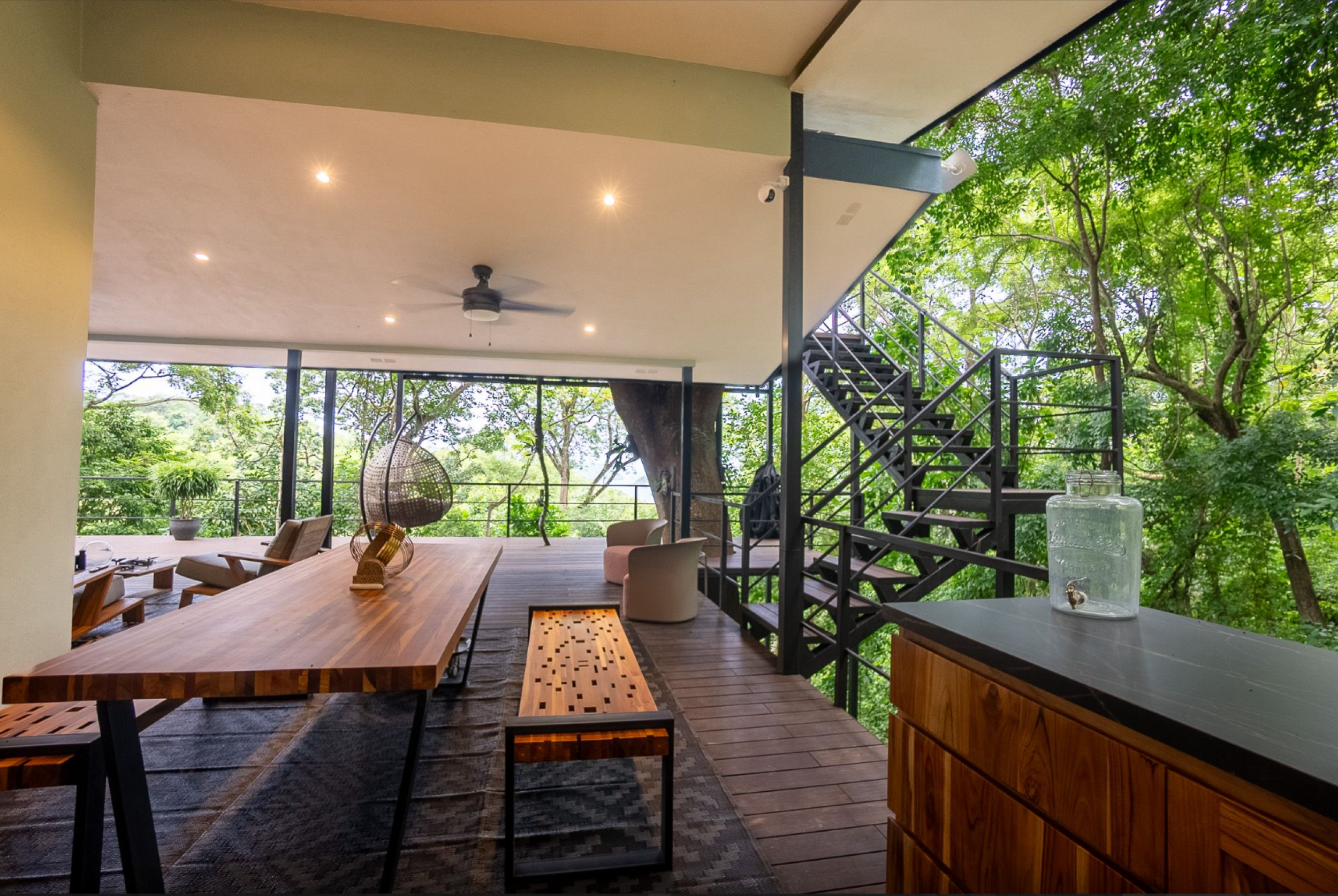 Smart Luxury Treehouse Residence in Playa Órganos Paquera