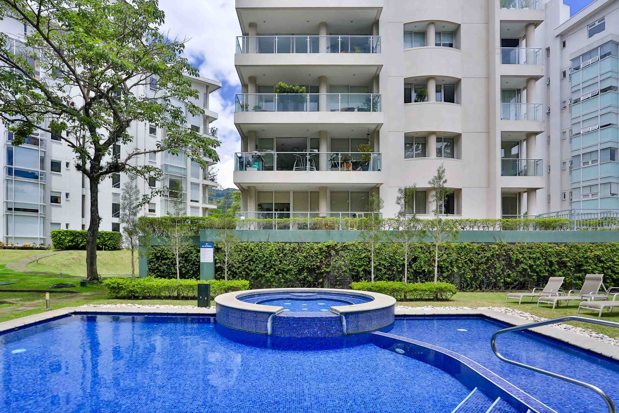 Penthouse for Sale in Escazú, Torres del Country SOLD