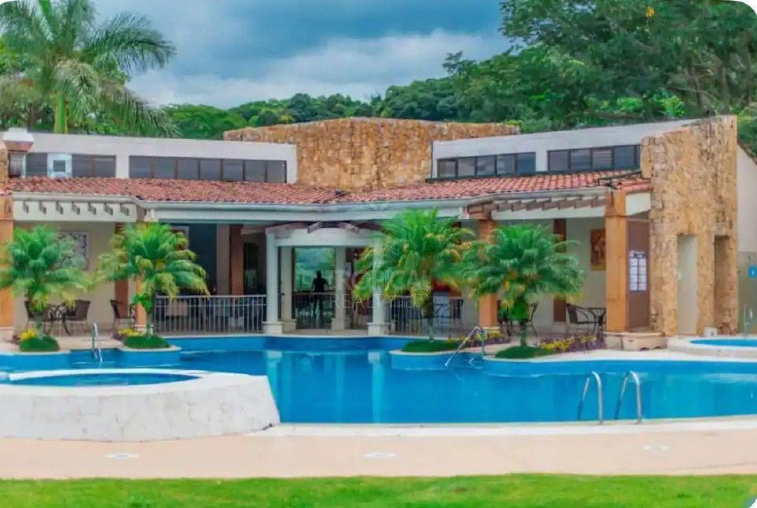 Condominio Avalon Country