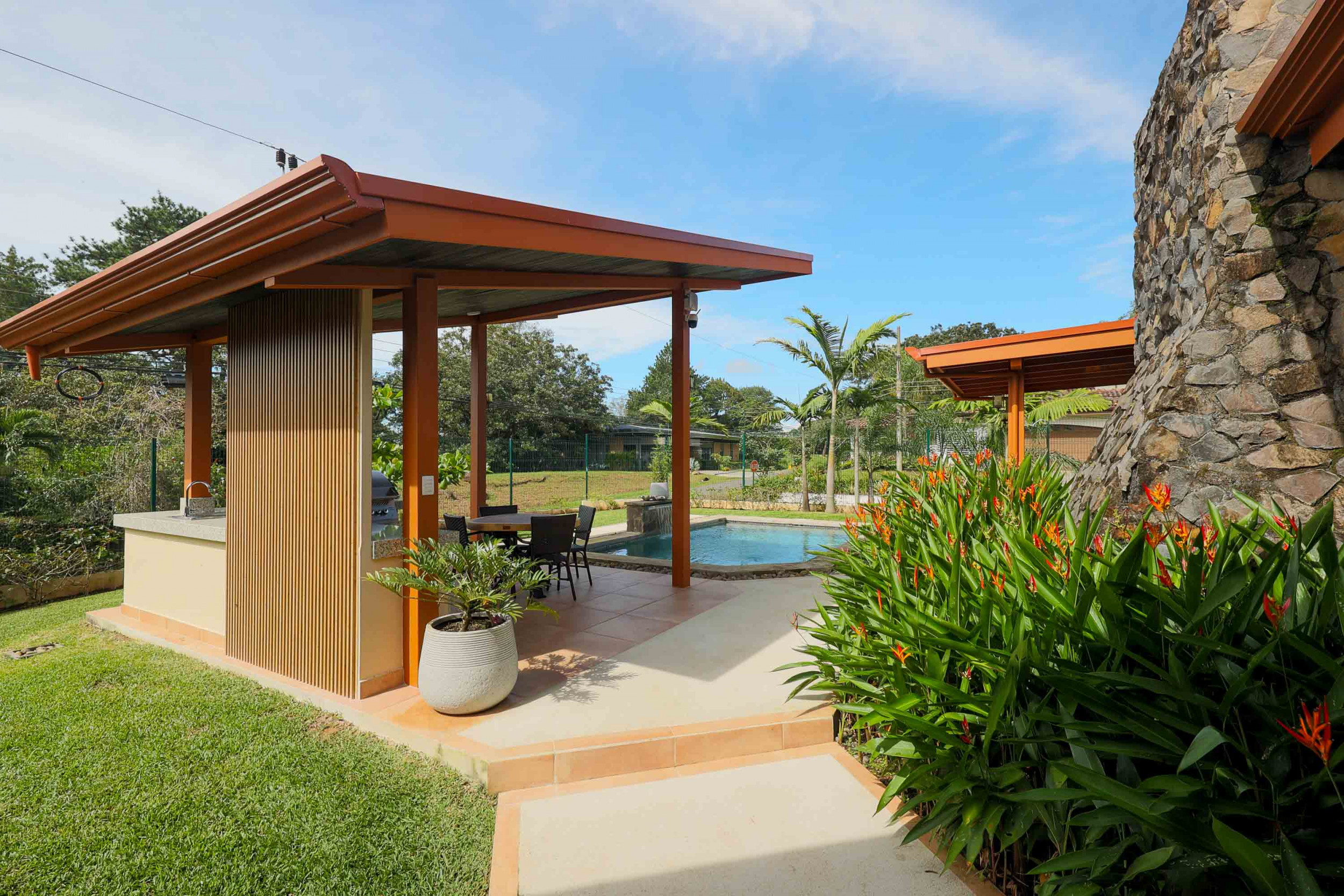 Luxuriously Remodeled Turnkey Home with Golf Cart Included Los Reyes SOLD