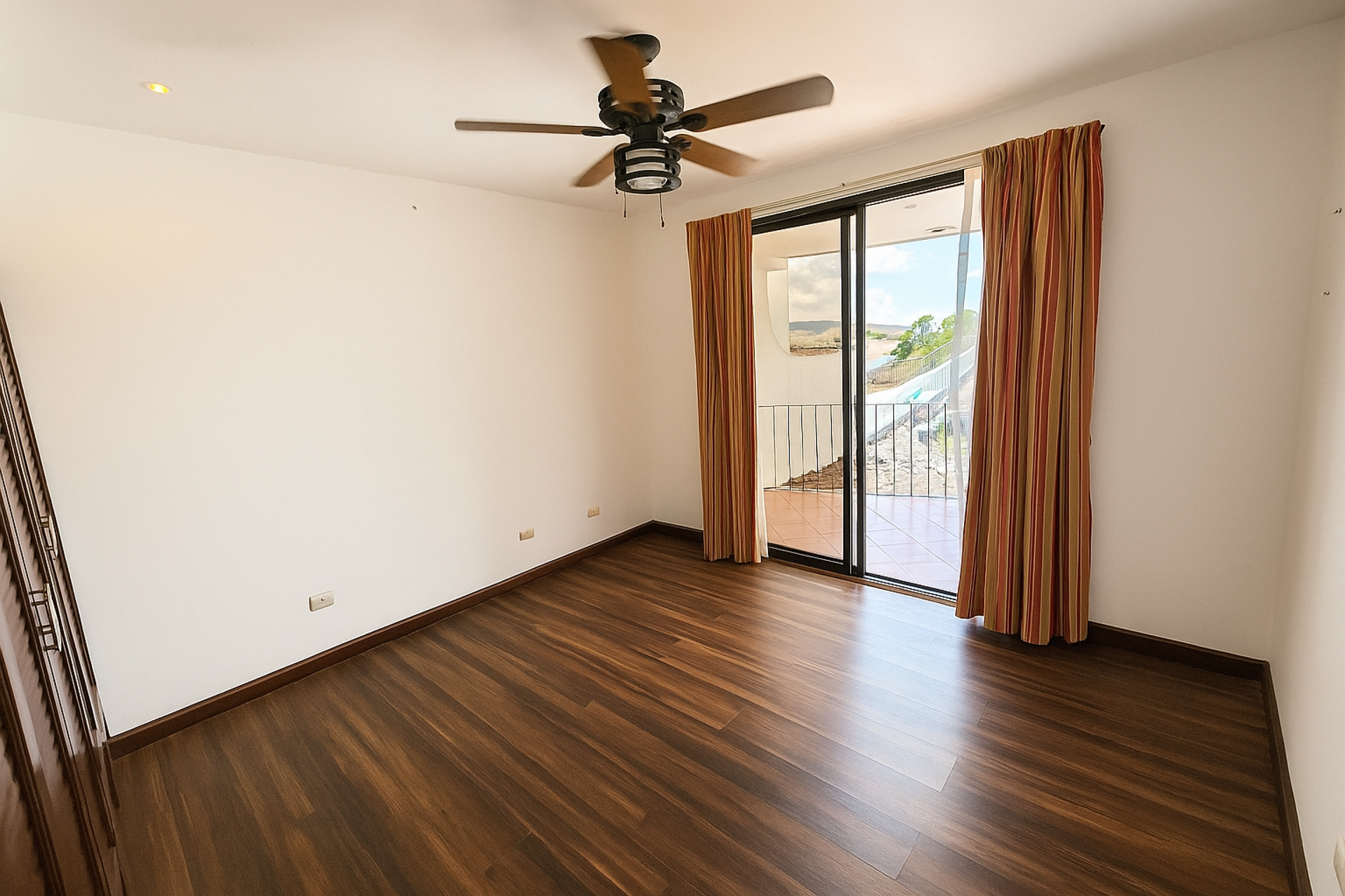 Spacious 4-Bedroom Home for Sale in Rohrmoser, San Jos