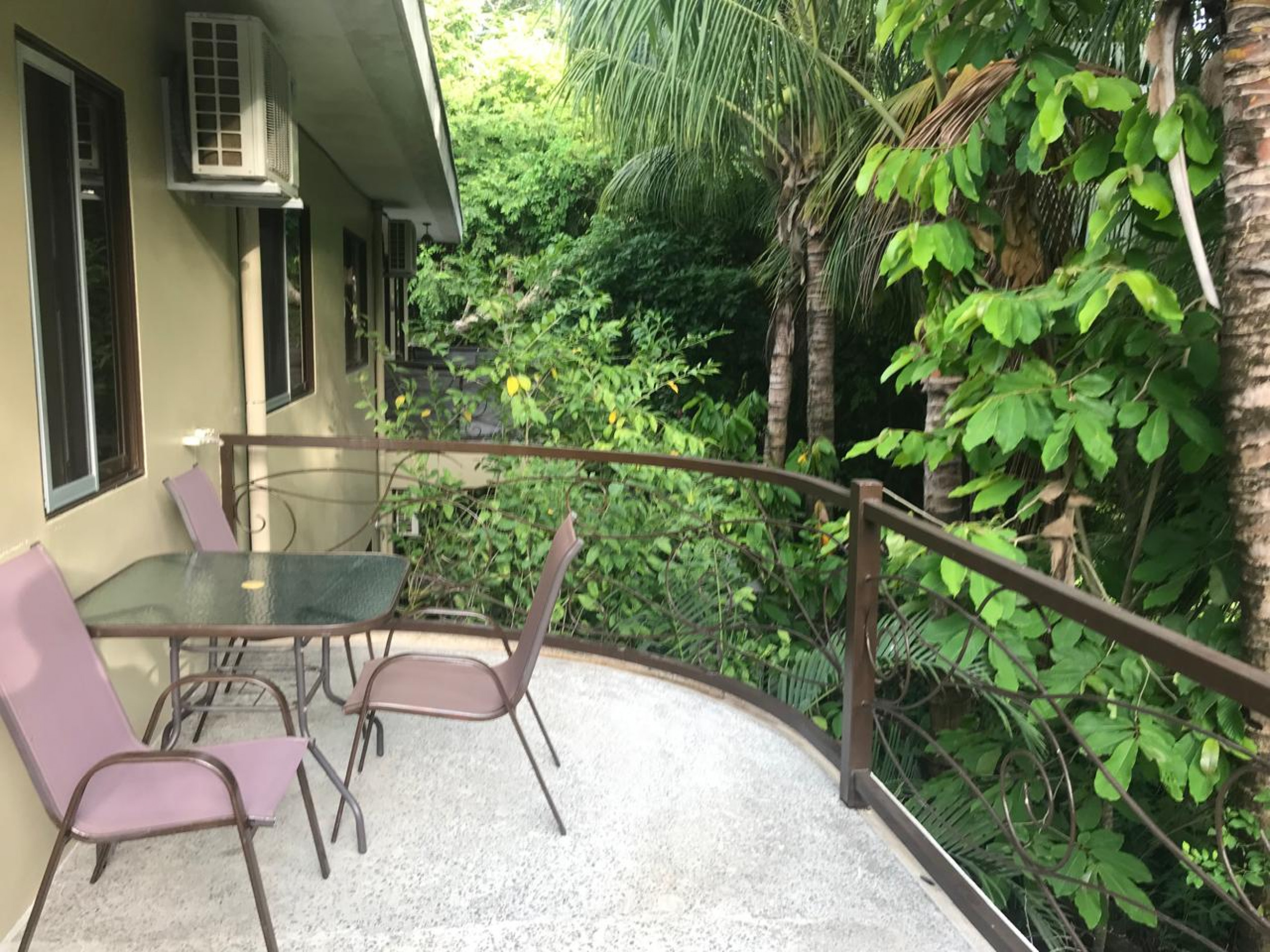 2-bedroom Apartment for rent walking distance to Playa Hermosa