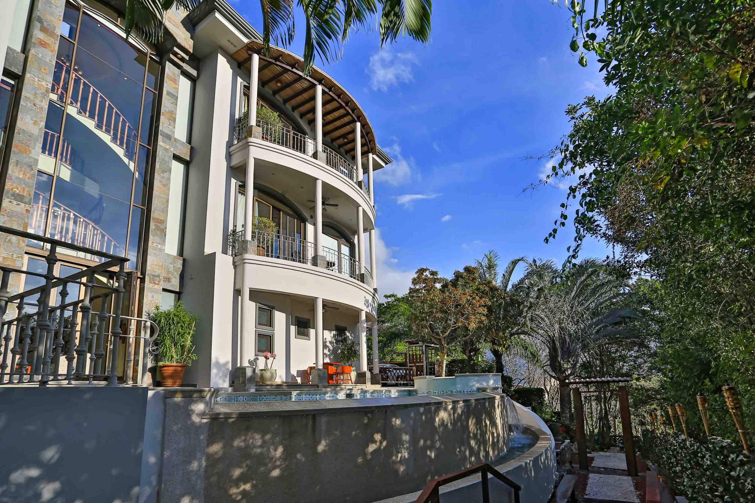 Breathtaking Views & Privacy - The Infinity Estate in Villa Real