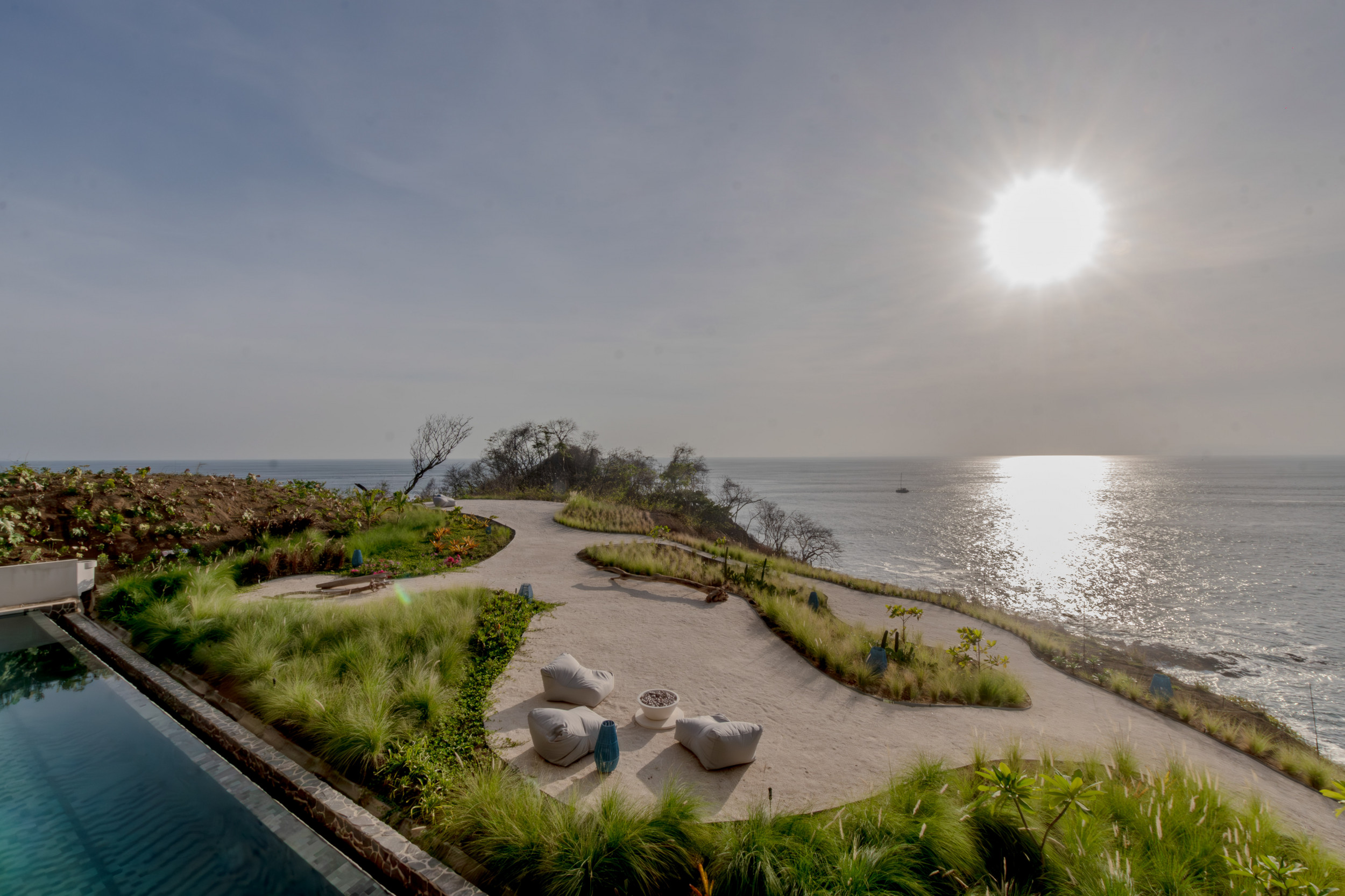 Luxurious Beachfront Apartment for Sale in Herradura, Puntarenas: Nerea Apartments