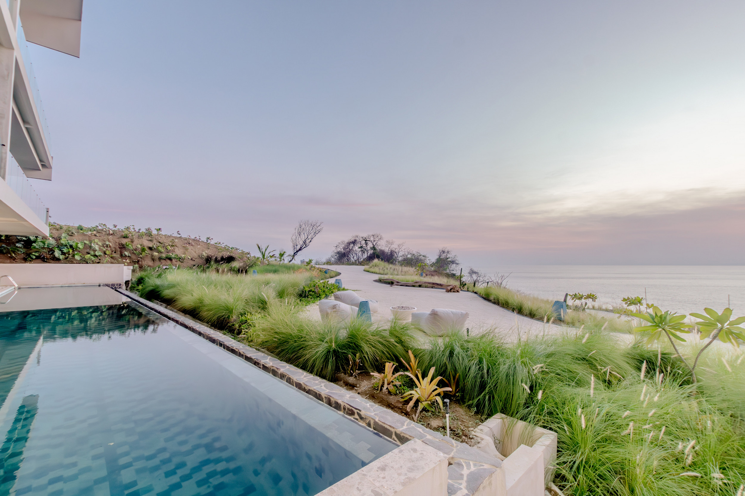 Luxurious Beachfront Apartment for Sale in Herradura, Puntarenas: Nerea Apartments