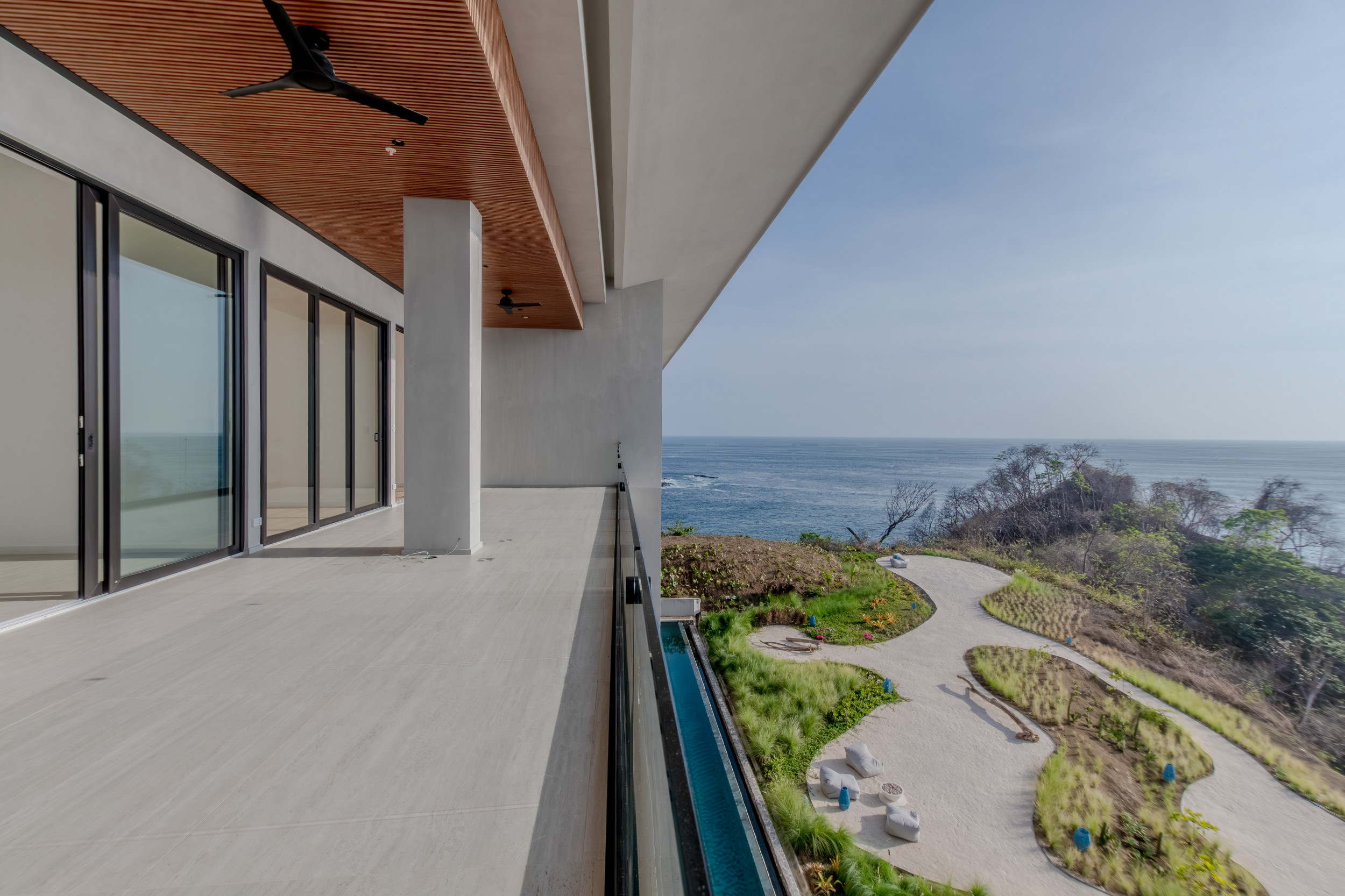 Luxurious Beachfront Apartment for Sale in Herradura, Puntarenas: Nerea Apartments