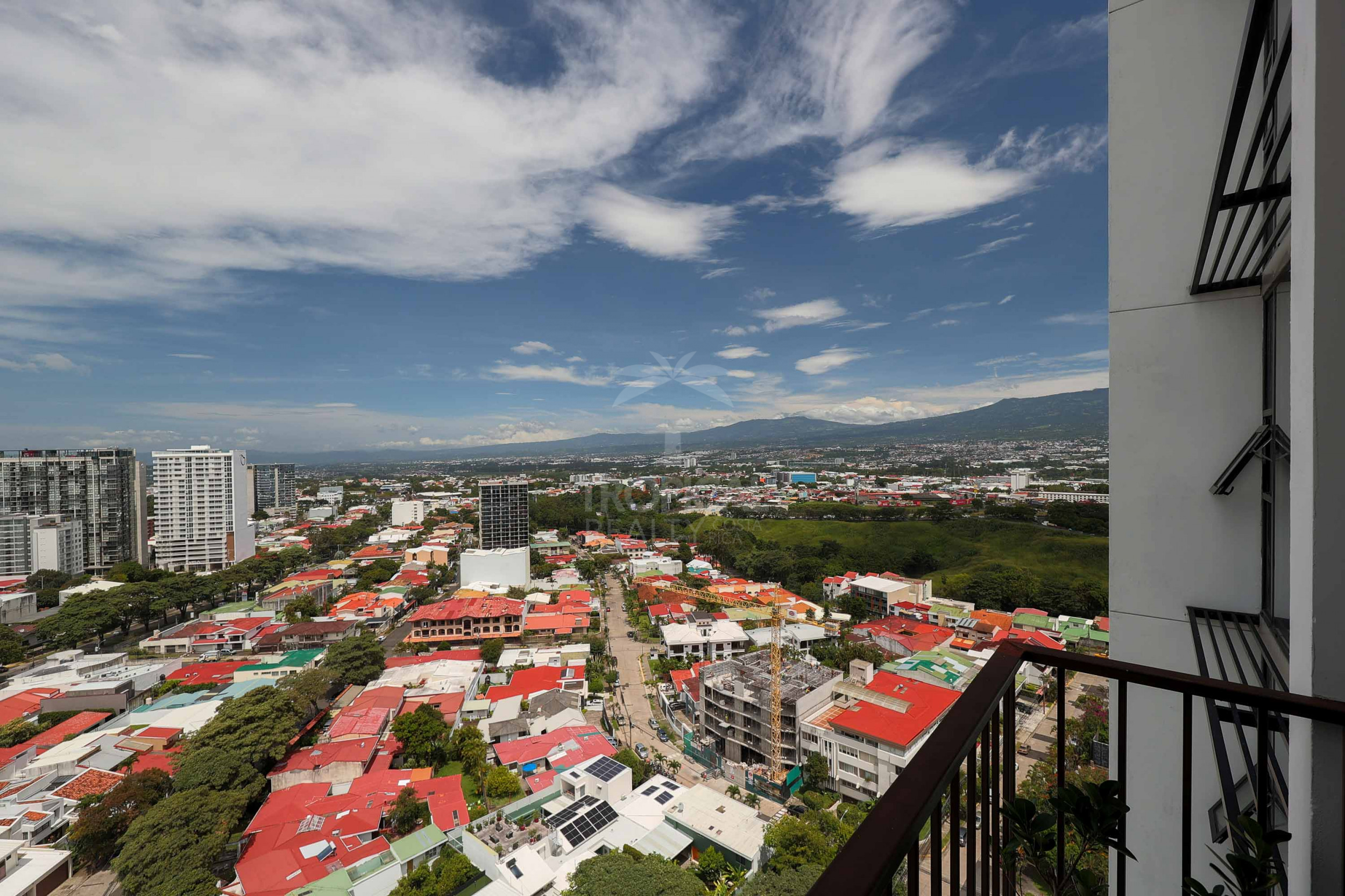 High Rise City Haven – Torre Rohrmoser, Sabana