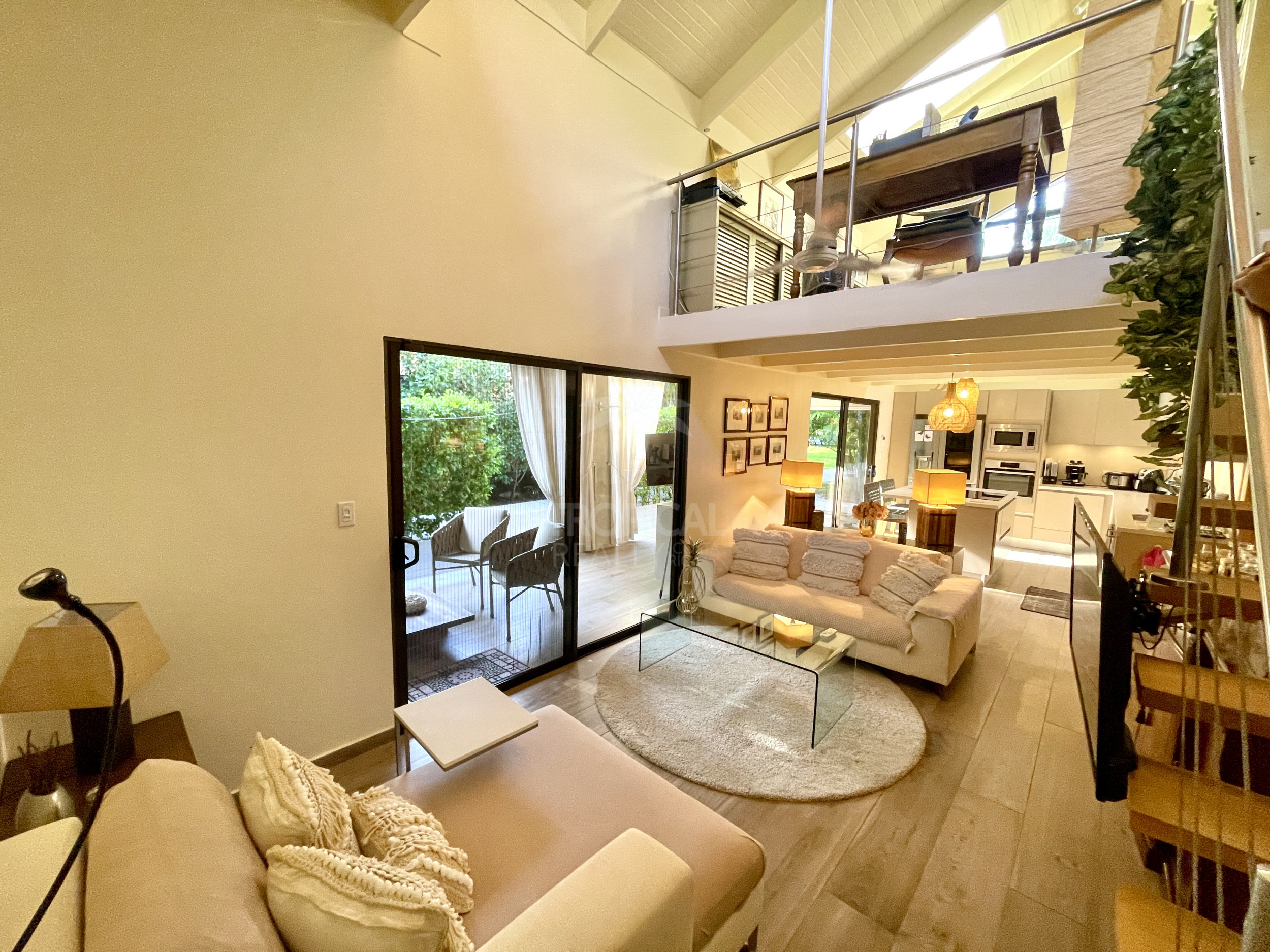 Turnkey Luxury Villa in Playa Potrero & Penca– High-Return Investment on Guanacaste’s Golden Coast