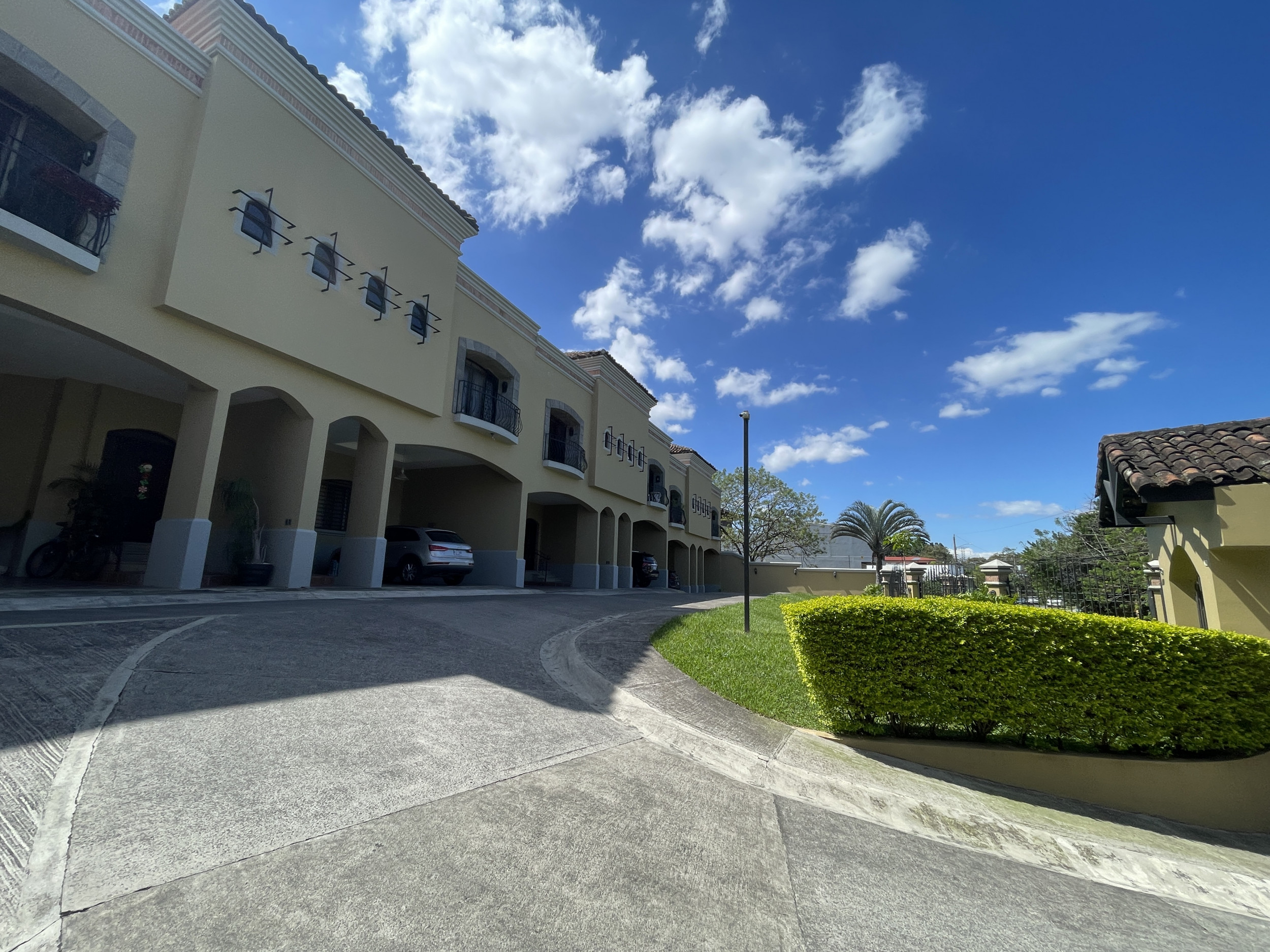 House for Sale in Vistas de Pereira, Guachipelín Norte,