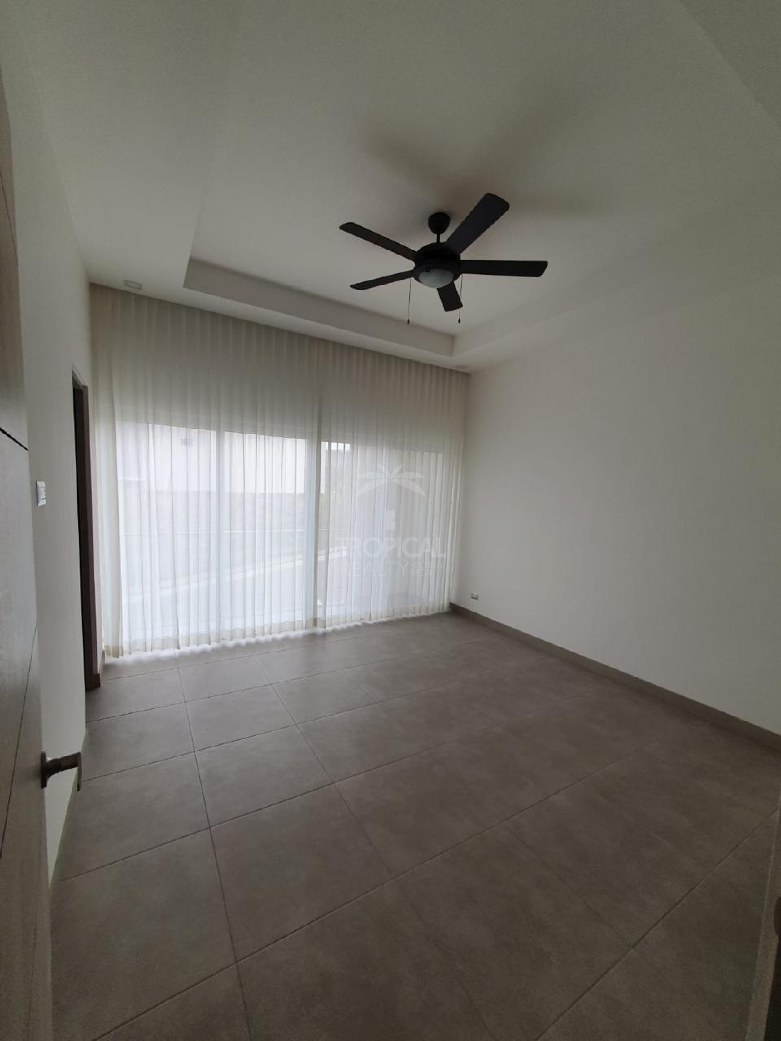 Luxury Home for Rent with Panoramic Terrace in Source Living, Escazú