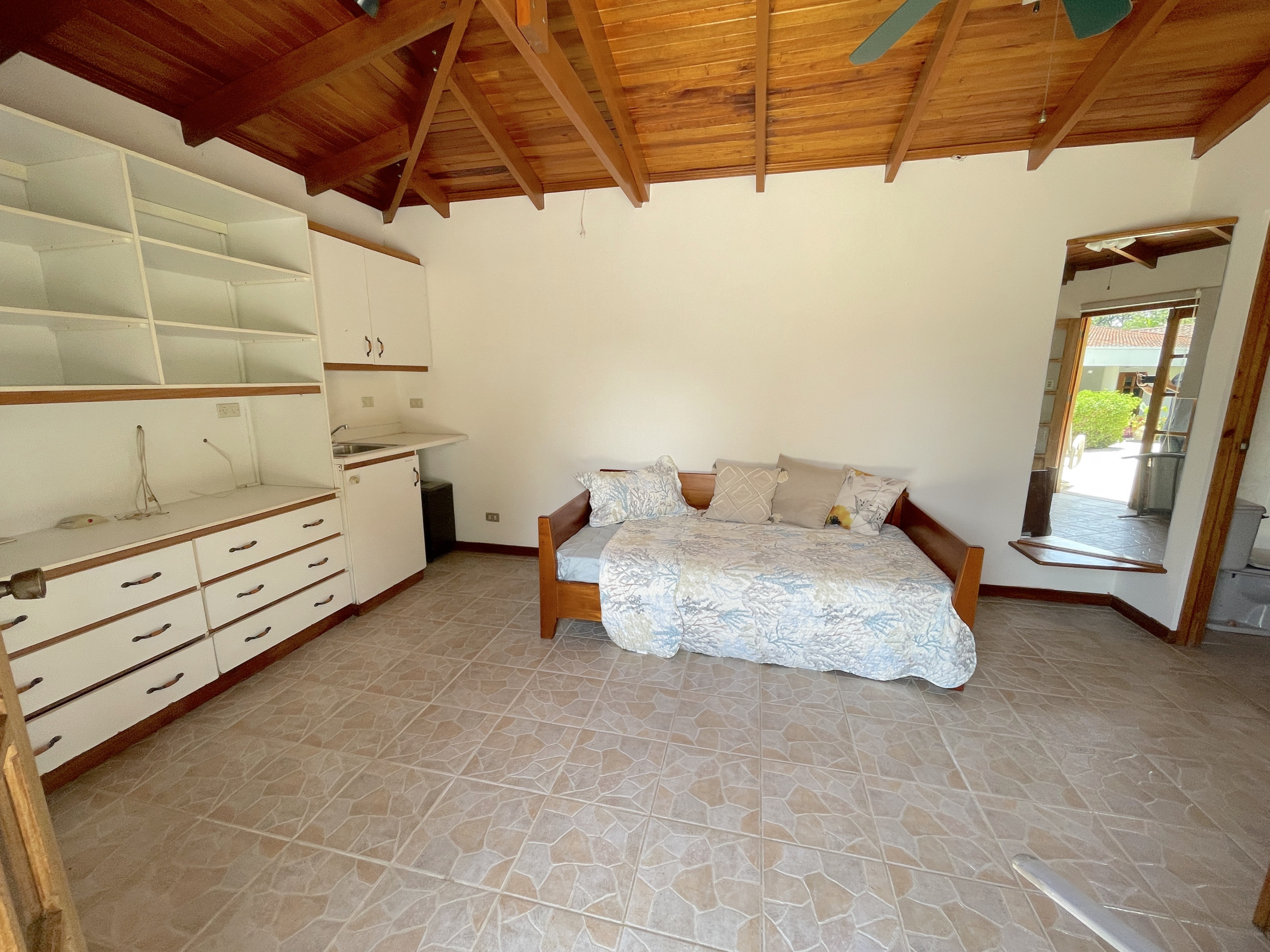 For Sale, Single-Story House with Pool Los Reyes SOLD