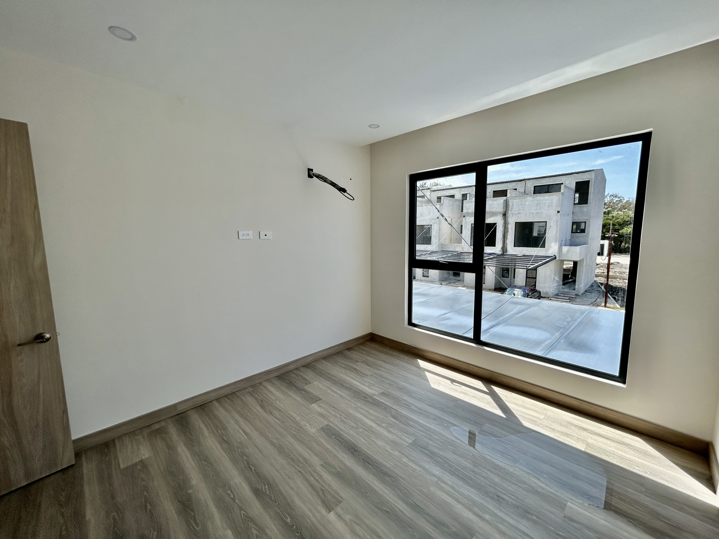Town House for sale in Santa Ana