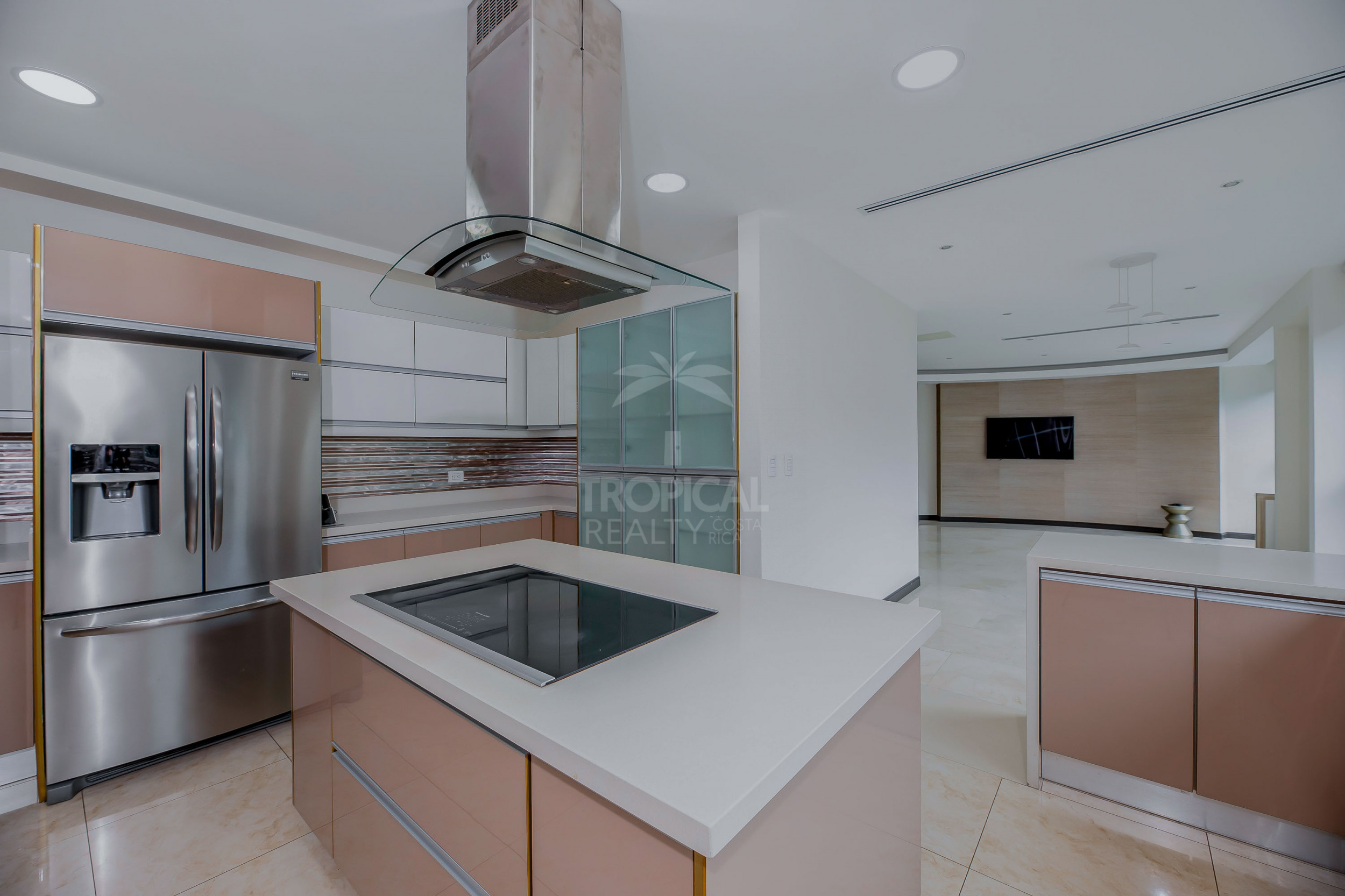Panoramic 3-Bed Luxury Condo for Sale in Jaboncillos, Escazú | Walk to La Paco