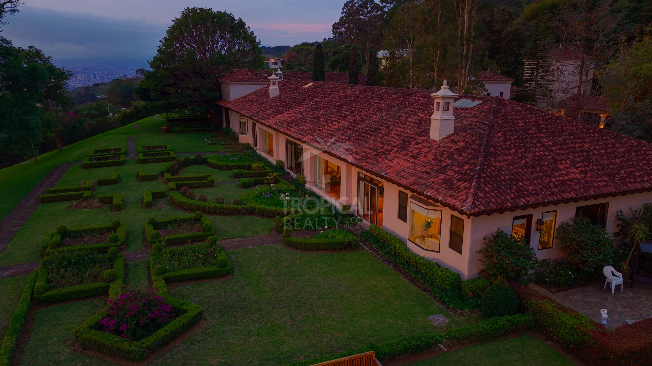 Las Catalinas de Pico Blanco – Costa Rica's Iconic Mountain Estate